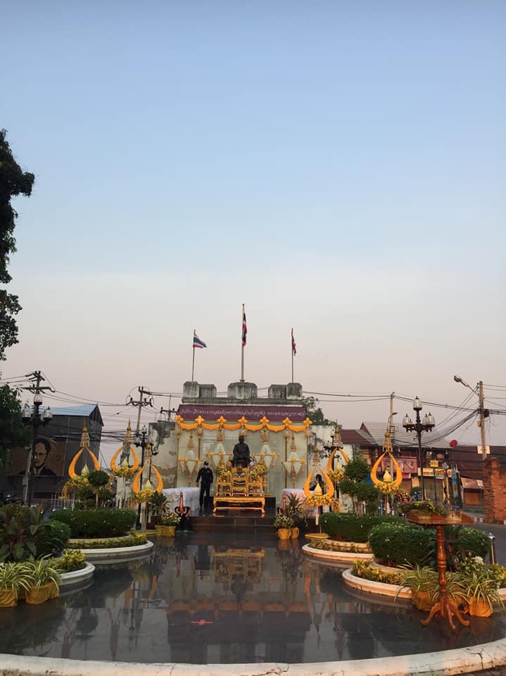การประปาส่วนภูมิภาคสาขากาญจนบุรีร่วมพิธีถวายราชสักการะพระบรมราชานุสาวรีย์พระบาทสมเด็จพระนั่งเกล้าเจ้าอยู่หัวในวันแผ่นดินสมเด็จพระนั่งเกล้าเจ้าอยู่หัว