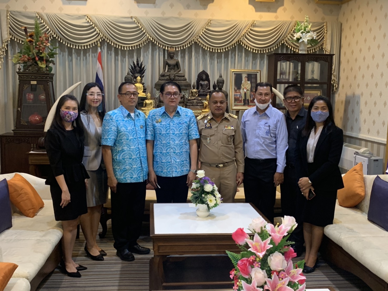 ผู้อำนวยการการประปาส่วนภูมิภาคเขต 4 พร้อมคณะเข้าพบเพื่อแสดงความยินดีกับนายณรงค์ วุ่นซิ้ว ผู้ว่าราชการจังหวัดภูเก็ต ในโอกาสมารับตำแหน่งใหม่ และเข้าร่วมประชุมเพื่อหาแนวทางการบริหารจัดการน้ำให้มีน้ำประปาใช้อย่างเพียงพอและยั่งยืนต่อไป