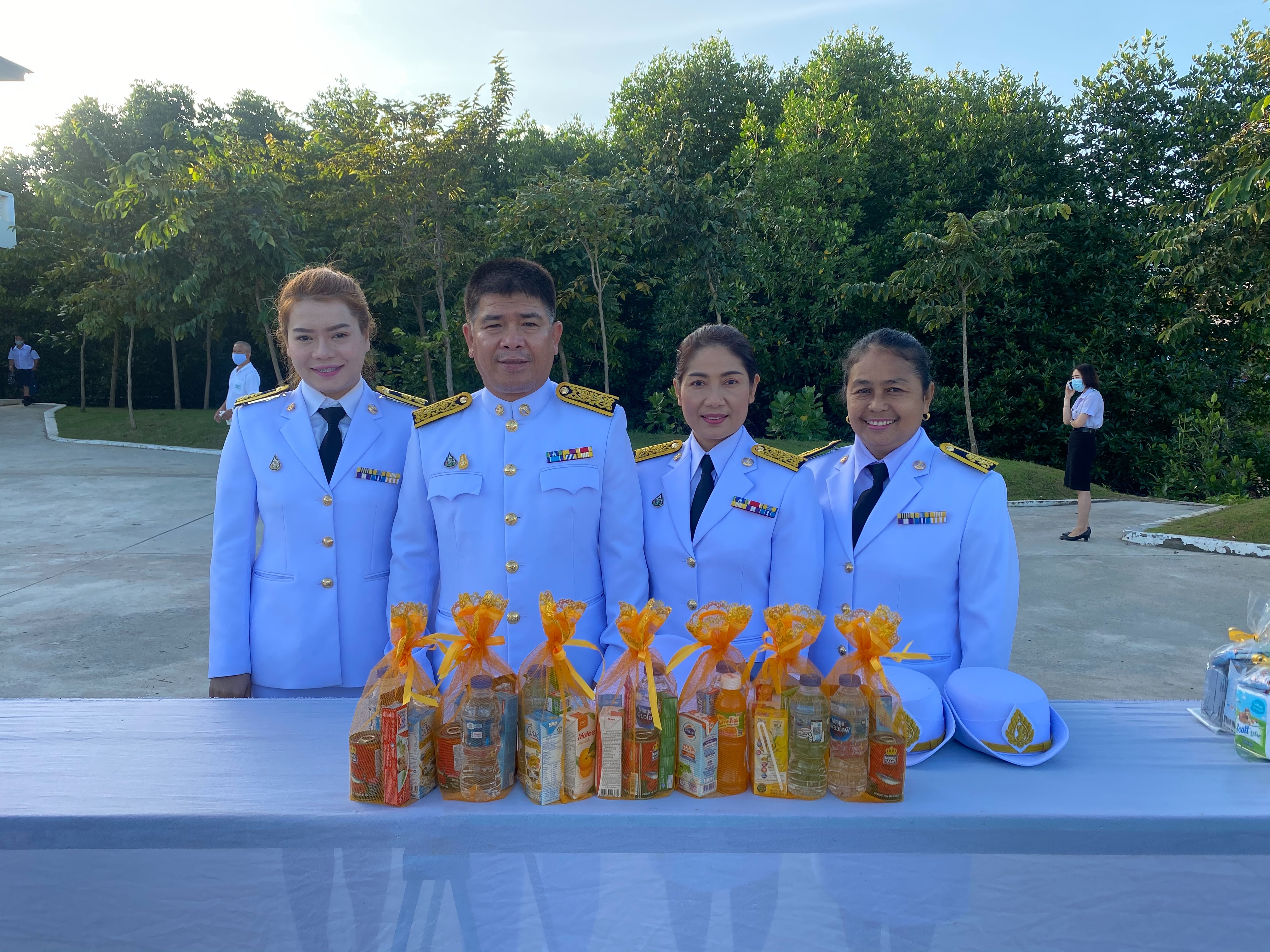กปภ.สาขาภูเก็ต เข้าร่วมพิธีทำบุญตักบาตร เนื่องในวันคล้ายวันพระราชสมภพครบ 120 ปี สมเด็จพระศรีนครินทราบรมราชชนนี