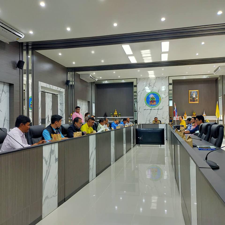 การประปาส่วนภูมิภาคสาขาคลองท่อม ได้เข้าร่วมประชุมเพื่อพิจารณารายละเอียดเบื้องต้นงานสาธารณูปโภค และงานอื่นๆ โครงการศึกษาความเหมาะสมผลกระทบสิ่งแวดล้อมในขั้นรายละเอียด (EIA) เส้นทางเชื่อมเกาะลันตา ตำบลเกาะกลาง - ตำบลเกาะลันตาน้อย อำเภอเกาะลันตา จังหวัดกระบี่ ณ ห้องประชุมแขวงทางหลวงชนบทกระบี่ อำเภอเมืองกระบี่ จังหวัดกระบี่