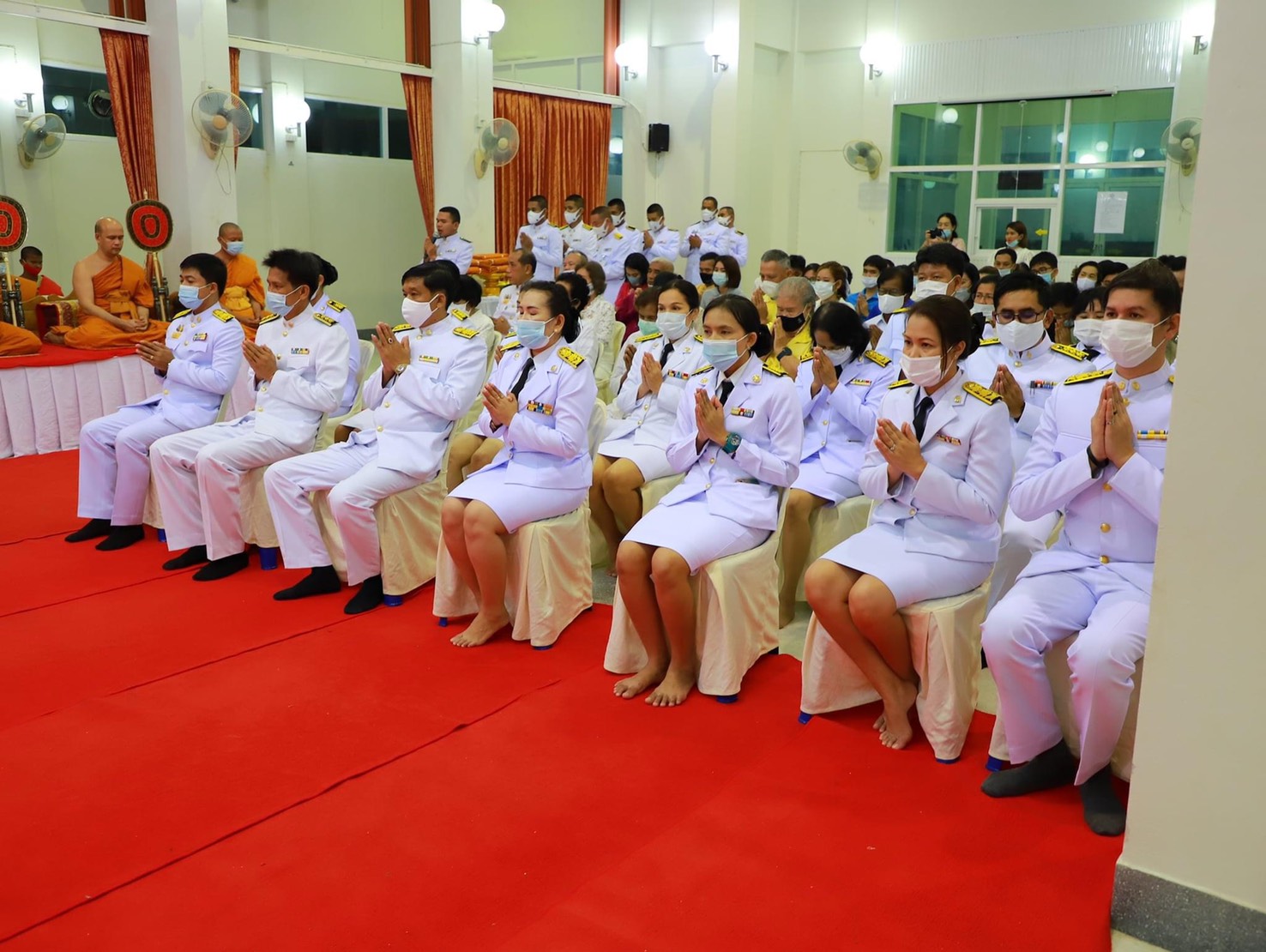 การประปาส่วนภูมิภาคสาขากระบี่ ร่วมพิธีมหามงคลรวมศาสนา 3 ธันวาคม 2563 รวมใจภักดิ์ น้อมรำลึกถึงพระมหากรุณาธิคุณ พ่อแห่งแผ่นดิน จังหวัดกระบี่