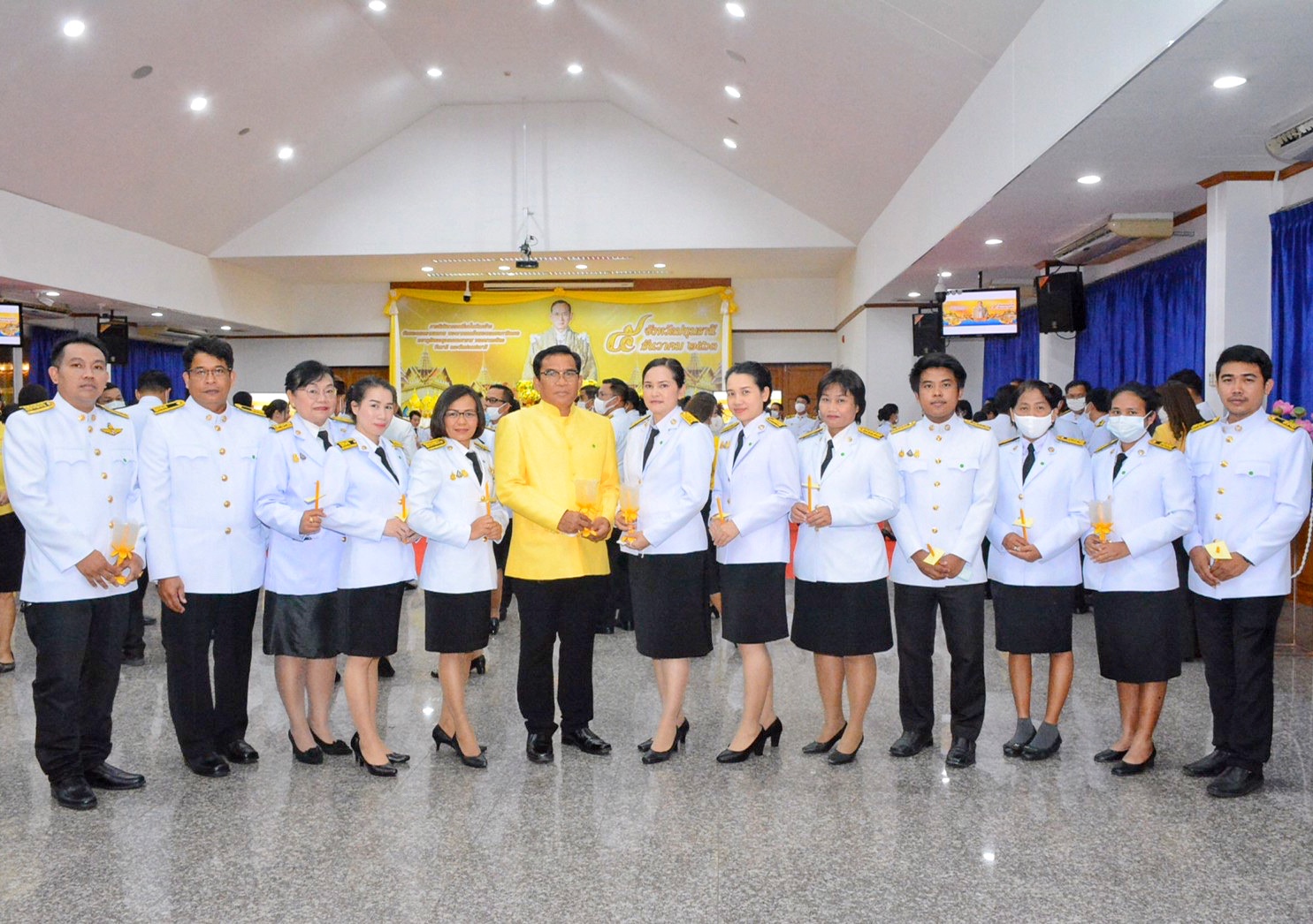 กปภ.สาขาปทุมธานี เข้าร่วมกิจกรรมเนื่องในวันคล้ายวันพระราชสมภพพระบาทสมเด็จพระบรมชนกาธิเบศรฯ วันชาติ และวันพ่อแห่งชาติ 5 ธันวาคม 2563
