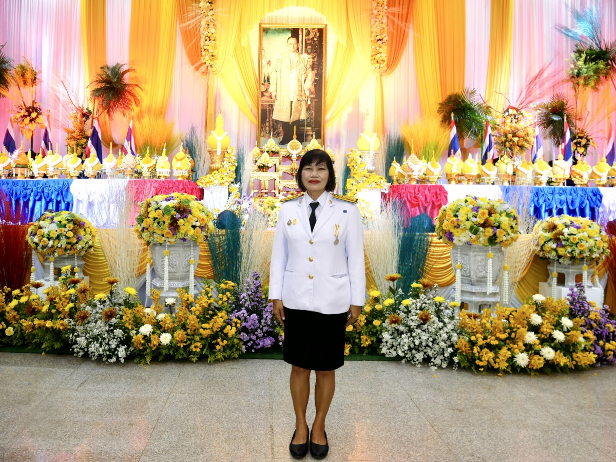 การประปาส่วนภูมิภาคสาขากระบี่ ร่วมพิธีจุดเทียนเพื่อสดุดีพระเกียรติคุณและน้อมรำลึกในพระมหากรุณาธิคุณ พระบาทสมเด็จพระบรมชนกาธิเบศร มหาภูมิพลอดุลยเดชมหาราช บรมนาถบพิตร เนื่องในวันคล้ายวันพระบรมราชสมภพ วันชาติ และวันพ่อแห่งชาติ 5 ธันวาคม 2563