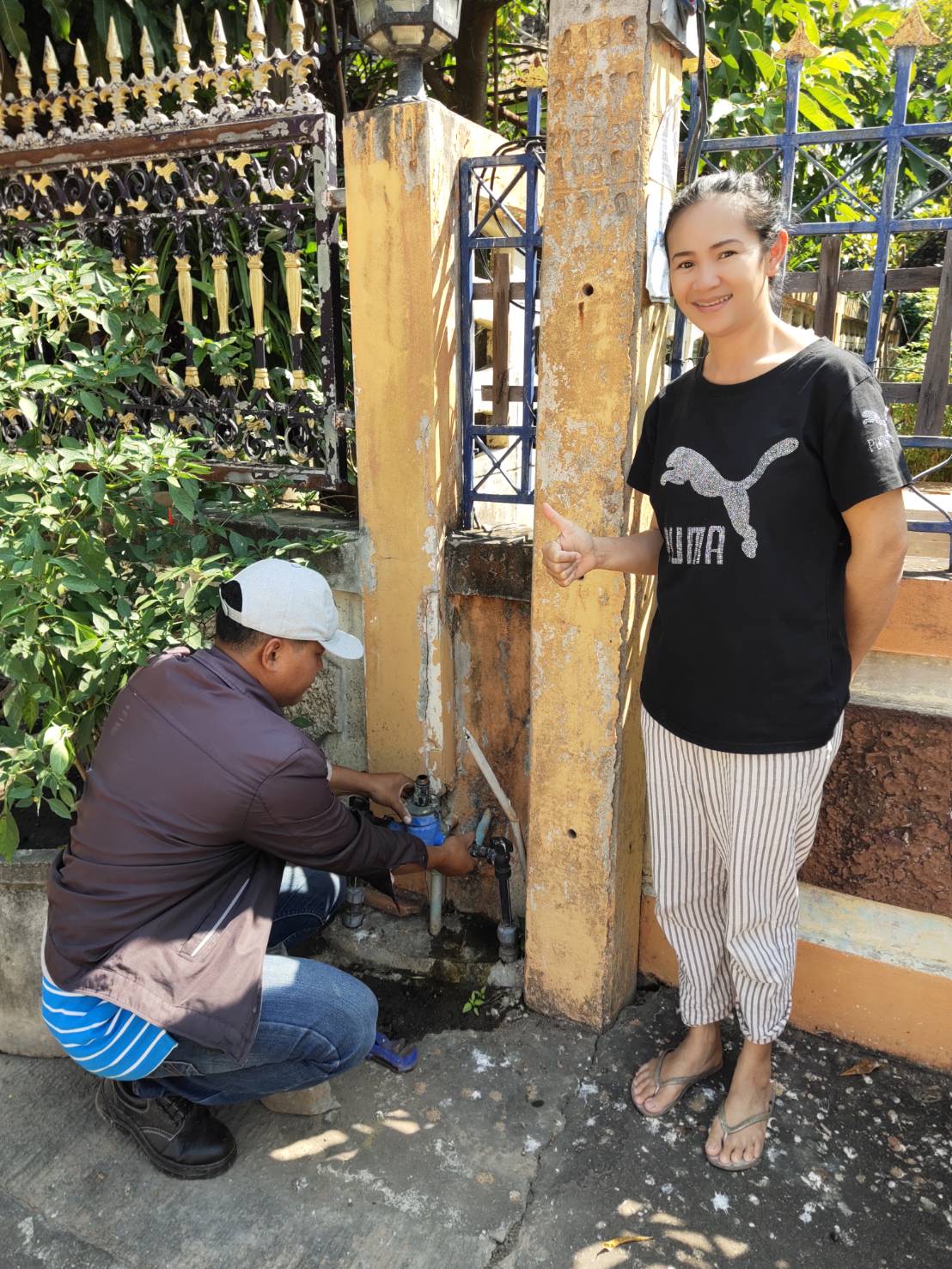 กปภ.สาขากำแพงเพชร จัดส่งมิสเตอร์ประปาตรวจน้ำหยดที่มาตรวัดน้ำ
