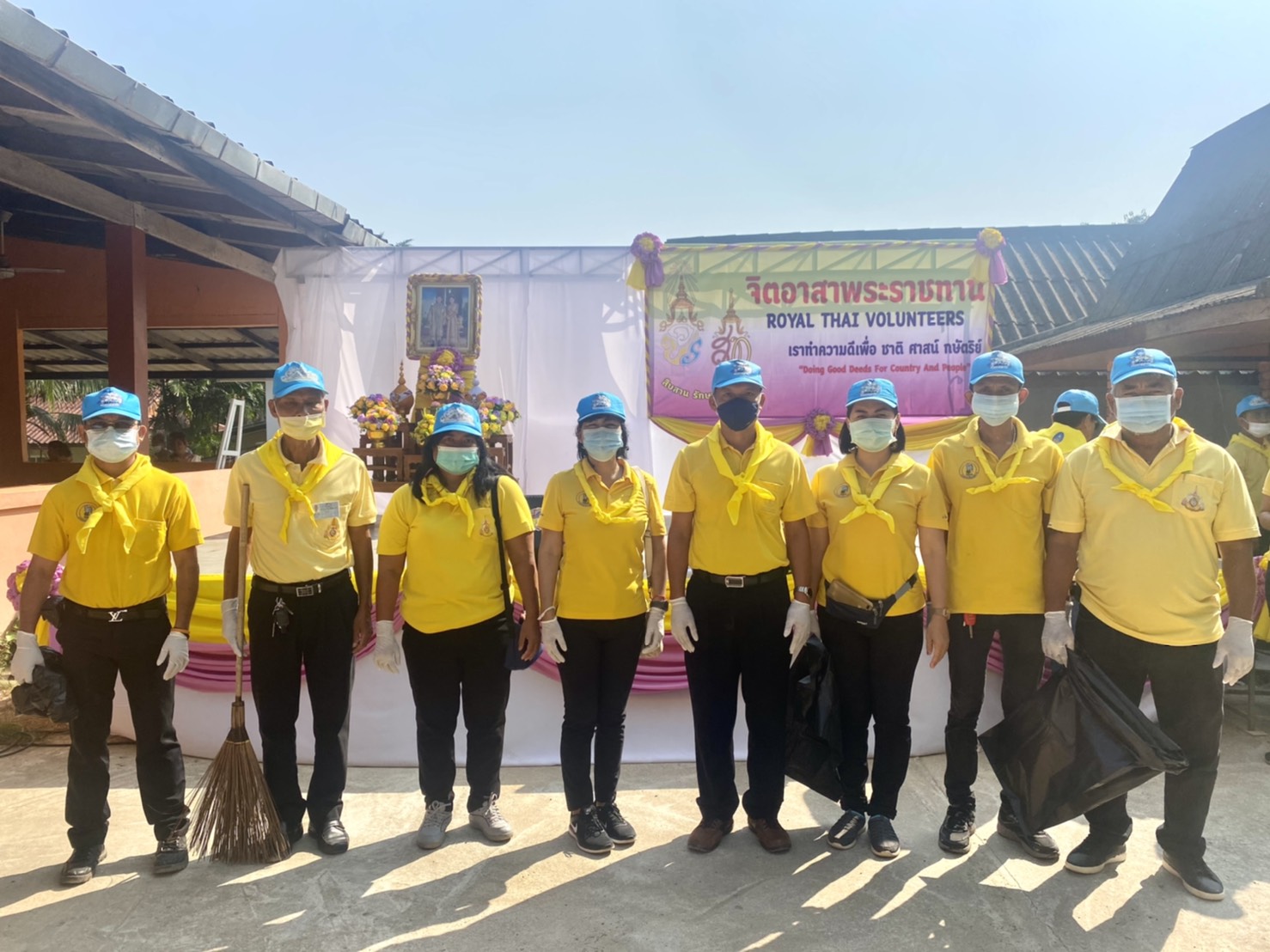 การประปาส่วนภูมิภาคสาขากระบี่ ร่วมกิจกรรมจิตอาสา เพื่อชาติ ศาสน์ กษัตริย์ โครงการอำเภอยิ้มเคลื่อนที่ ประจำปีงบประมาณ 2564