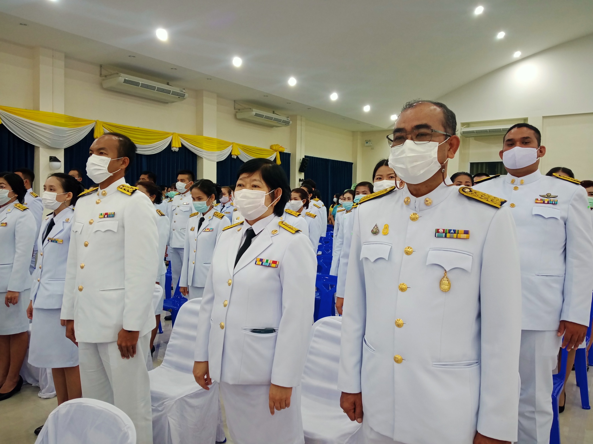 กปภ.สาขาบ้านฉาง ร่วมพิธี "วันพระบาทสมเด็จพระพุทธยอดฟ้าจุฬาโลกมหาราช และวันที่ระลึกมหาจักรีบรมราชวงศ์"