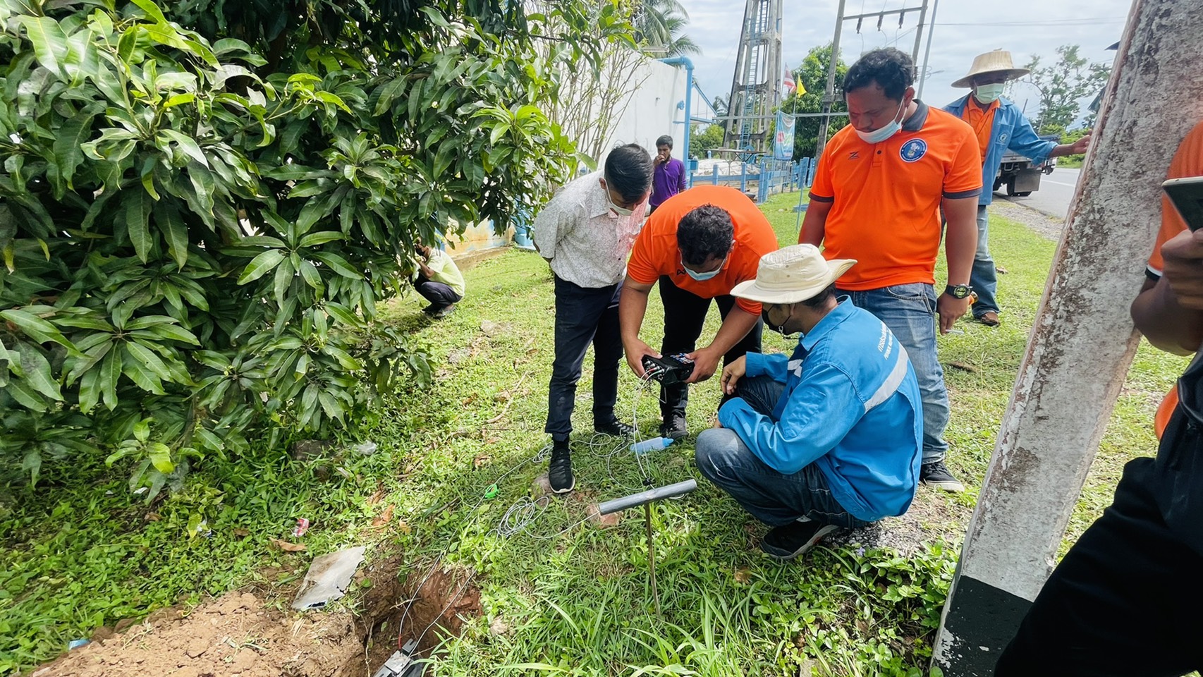 การประปาส่วนภูมิภาคสาขาไชยา ร่วมกับงาน กรจ.กปภ.ข.4 ลงพื้นที่ตรวจสอบท่อส่งน้ำ