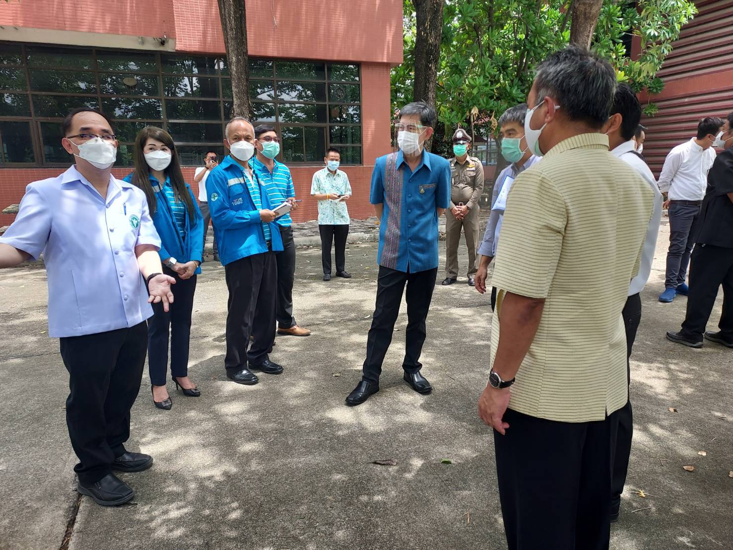 กปภ.สาขาสามพราน เข้าร่วมวางแผนและจัดเตรียมพื้นที่ในการจัดทำโรงพยาบาลสนาม ณ โรงเรียนเซนต์โยเซฟอินเตอร์เทคโนโลยี อ.สามพราน จ.นครปฐม