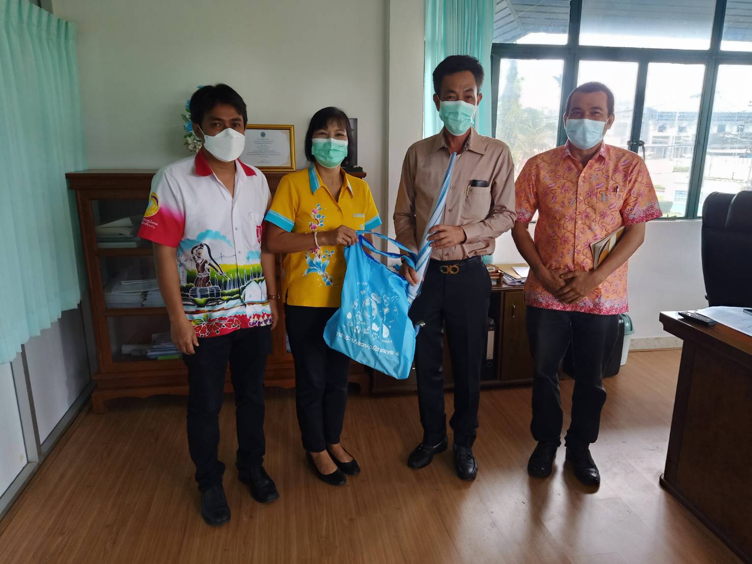 การประปาส่วนภูมิภาคสาขาคลองท่อม เข้าพบ นายวีระ เพ็งทอง ผู้อำนวยการโครงการชลประทานกระบี่ สำนักงานชลประทานที่ 15 กรมชลประทาน