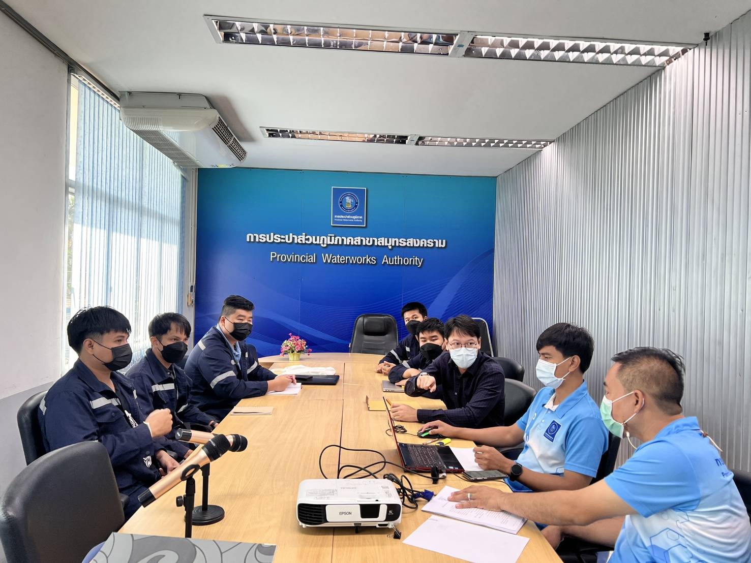 กปภ.สาขาสมุทรสงคราม ร่วมประชุมวางแผนการเดินหาท่อแตก/รั่วเชิง (ALC) และเปลี่ยนมาตรตายเพื่อลดน้ำสูญเสีย
