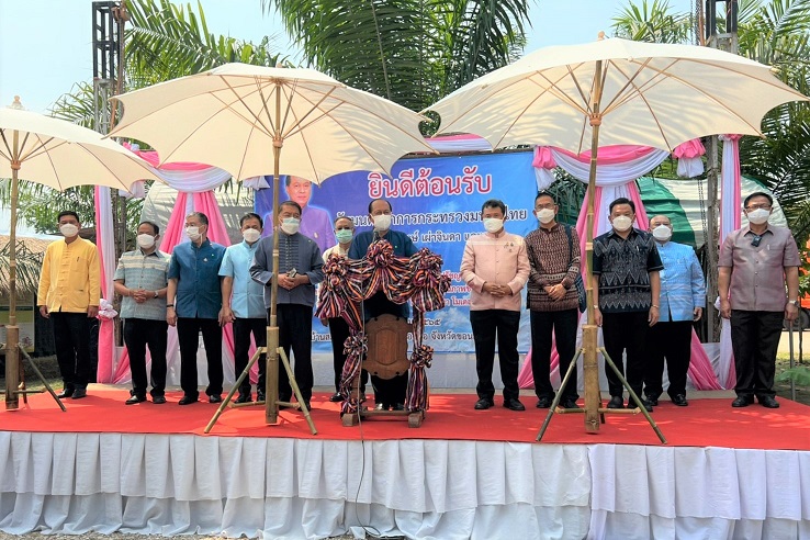 กปภ.ข.6 ร่วมกับ สาขาขอนแก่น (พ) และหนองเรือ สนับสนุนน้ำดื่มบรรจุขวดตราสัญลักษณ์ กปภ.