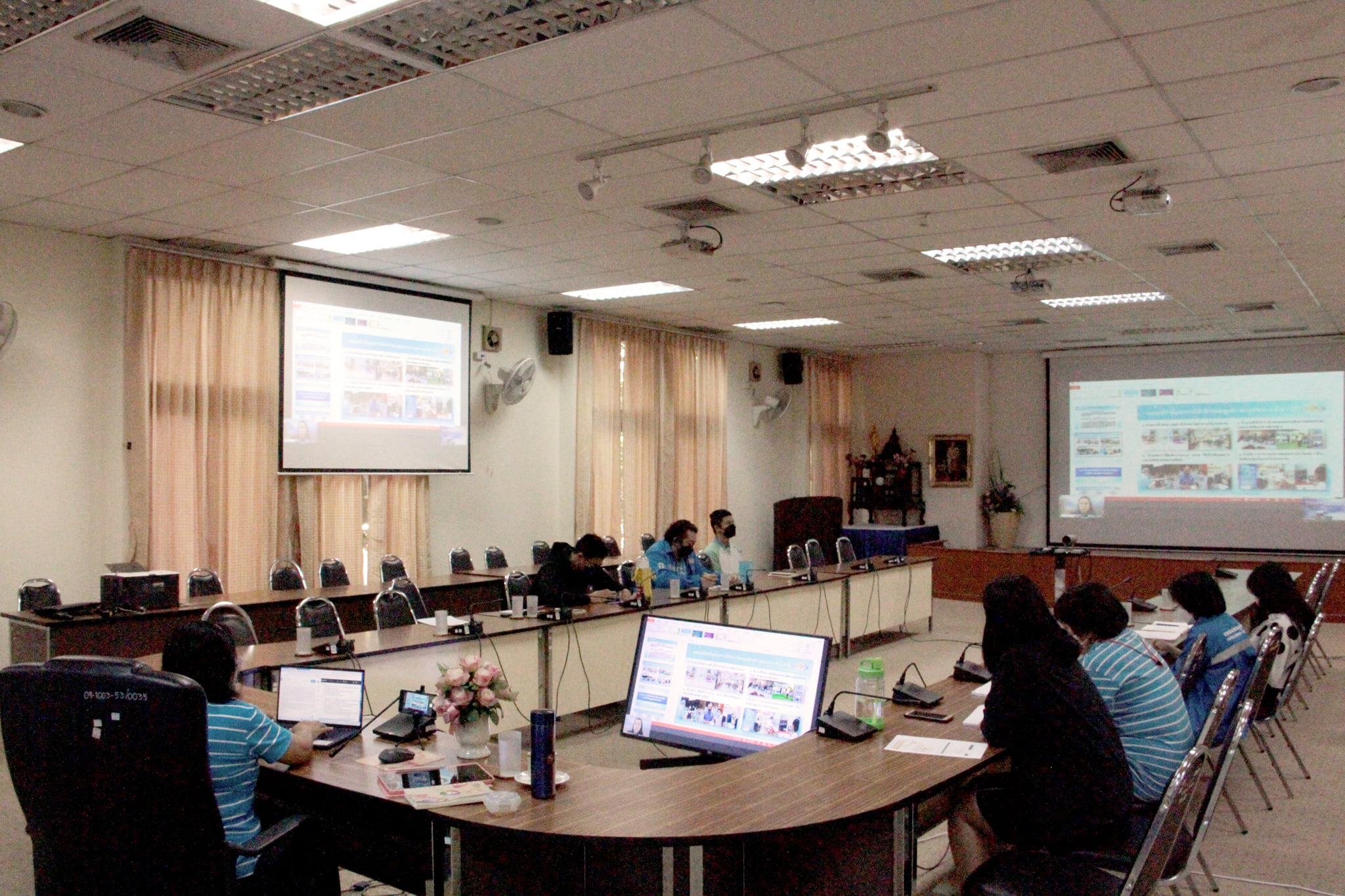 คณะทำงาน GECC กปภ.ข.9 ร่วมการประชุมชี้แจงเกณฑ์การรับรองมาตรฐานศูนย์ราชการสะดวก (GECC)