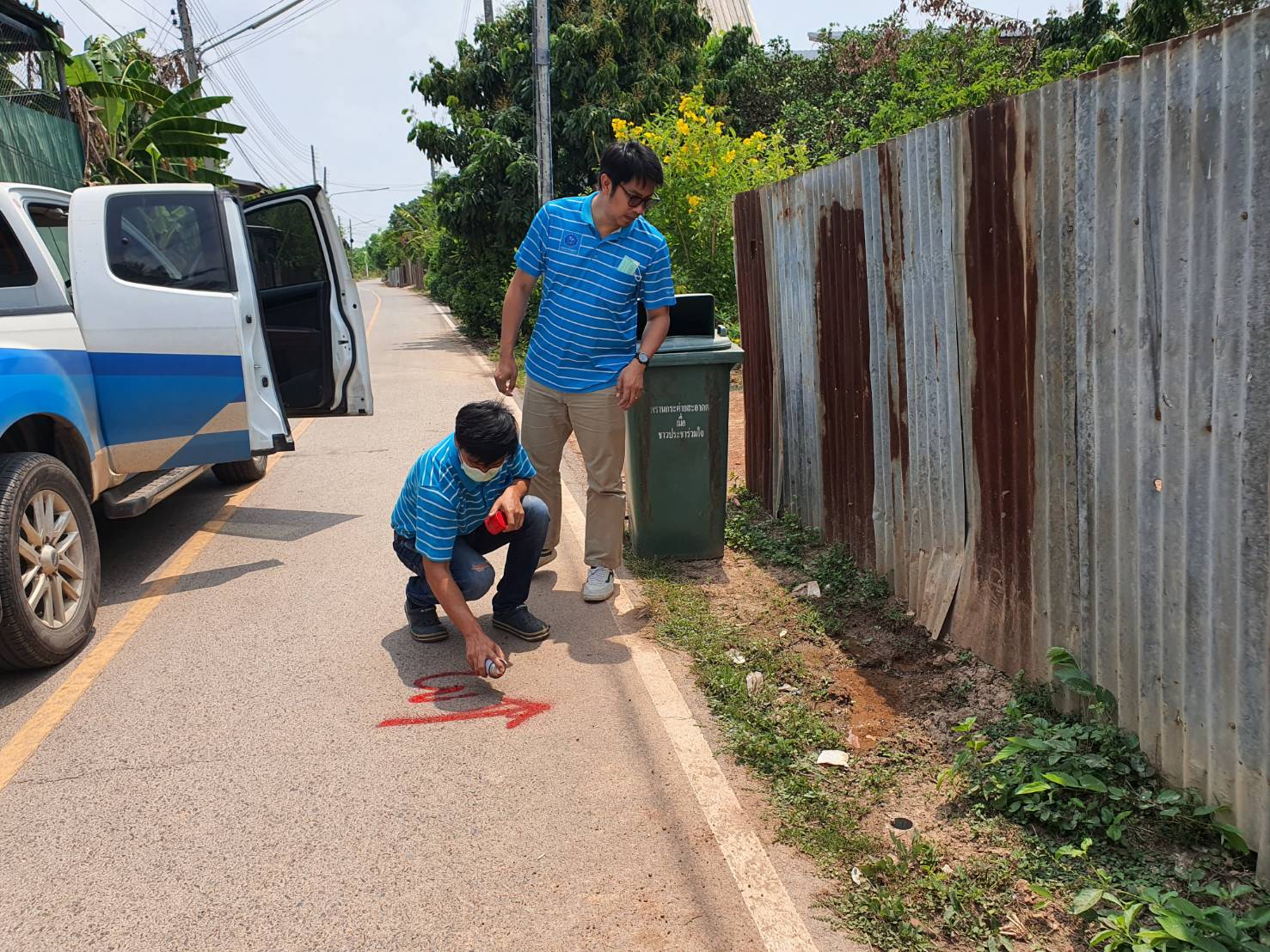 กปภ.สาขากำแพงเพชร สำรวจหาท่อแตกรั่ว ALC กลางวัน เนื่องจากพบ P 3 แรงดันอ่อนผิดปกติ พบจุดรั่ว 5 จุด