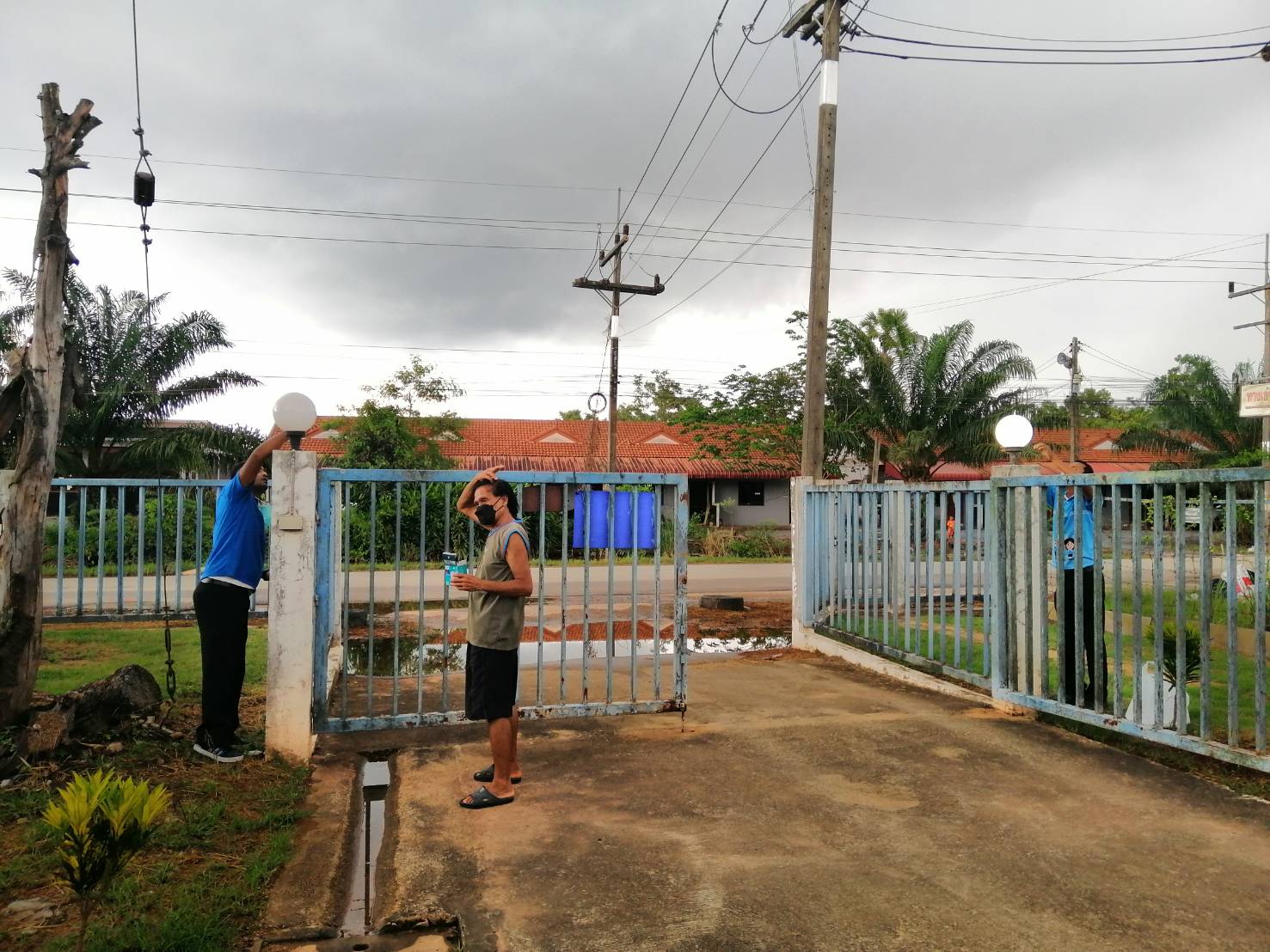 งานปรับปรุงแสงสว่างเพื่อความปลอดภัยในการปฏิบัติงานตามแนวทางของงานอาชีวะอนามัยที่สถานีจ่ายน้ำสะพานดินและสถานีเพิ่มแรงดันพลายวาส