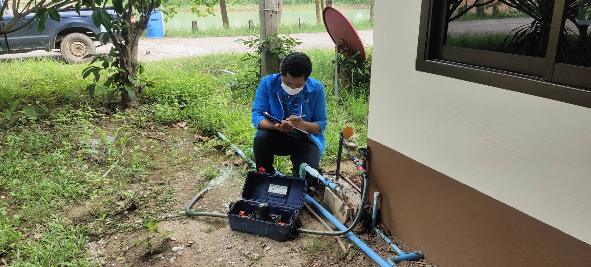 กปภ.สาขากำแพงเพชร ส่งพนักงานสุ่มอ่านมาตรวัดน้ำ ลดข้อร้องเรียน เพิ่มประสิทธิภาพการทำงาน