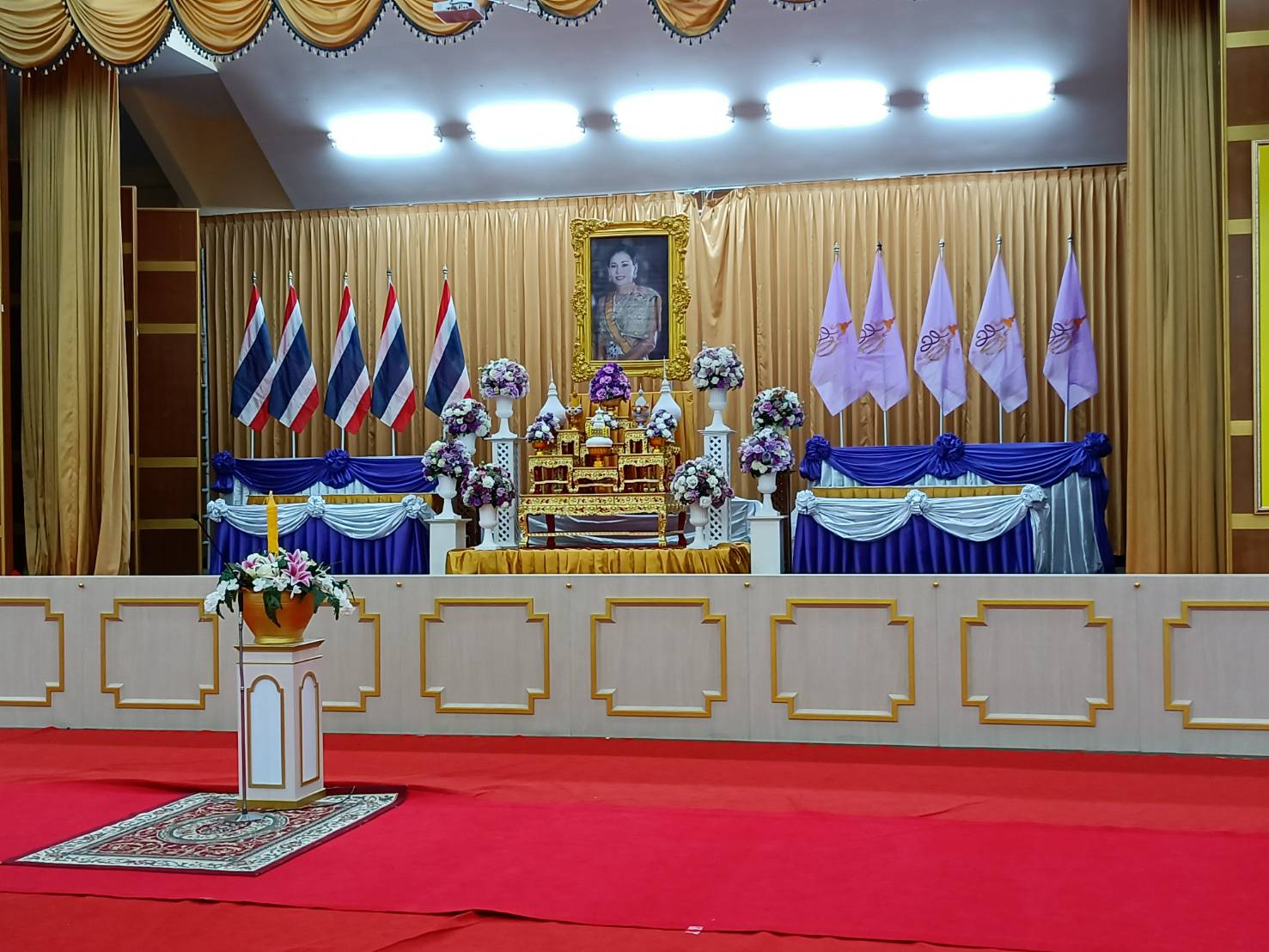 การประปาส่วนภูมิภาคสาขาคลองท่อม ได้เข้าร่วมพิธีถวายเครื่องราชสักการะและวางพานพุ่ม และพิธีถวายพระพรชัยมงคล เนื่องในโอกาสวันเฉลิมพระชนมพรรษาสมเด็จพระนางเจ้าฯ พระบรมราชินี