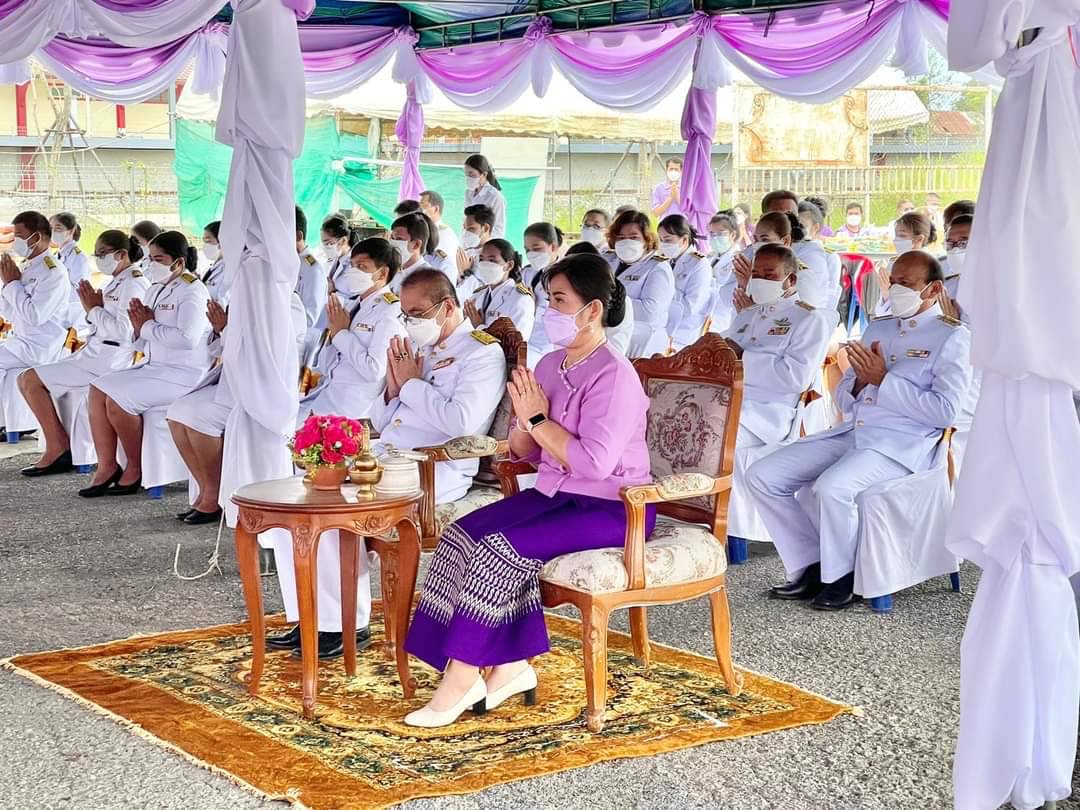 การประปาส่วนภูมิภาคสาขกุยบุรี ร่วมประกอบพิธีทำบุญตักบาตรถวายเป็นพระราชกุศล เนื่องในโอกาสวันเฉลิมพระชนมพรรษาสมเด็จพระนางเจ้าสุทิดา พัชรสุธาพิมลลักษณ พระบรมราชินี