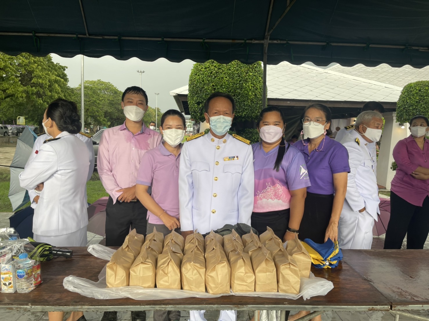 กปภ.สาขาตราดร่วมพิธีทำบุญตักบาตรถวายพระราชกุศล เนื่องในวันเฉลิมพระชนมพรรษาสมเด็จพระนางเจ้าฯ พระบรมราชินี ประจำปีพุทธศักราช 2565