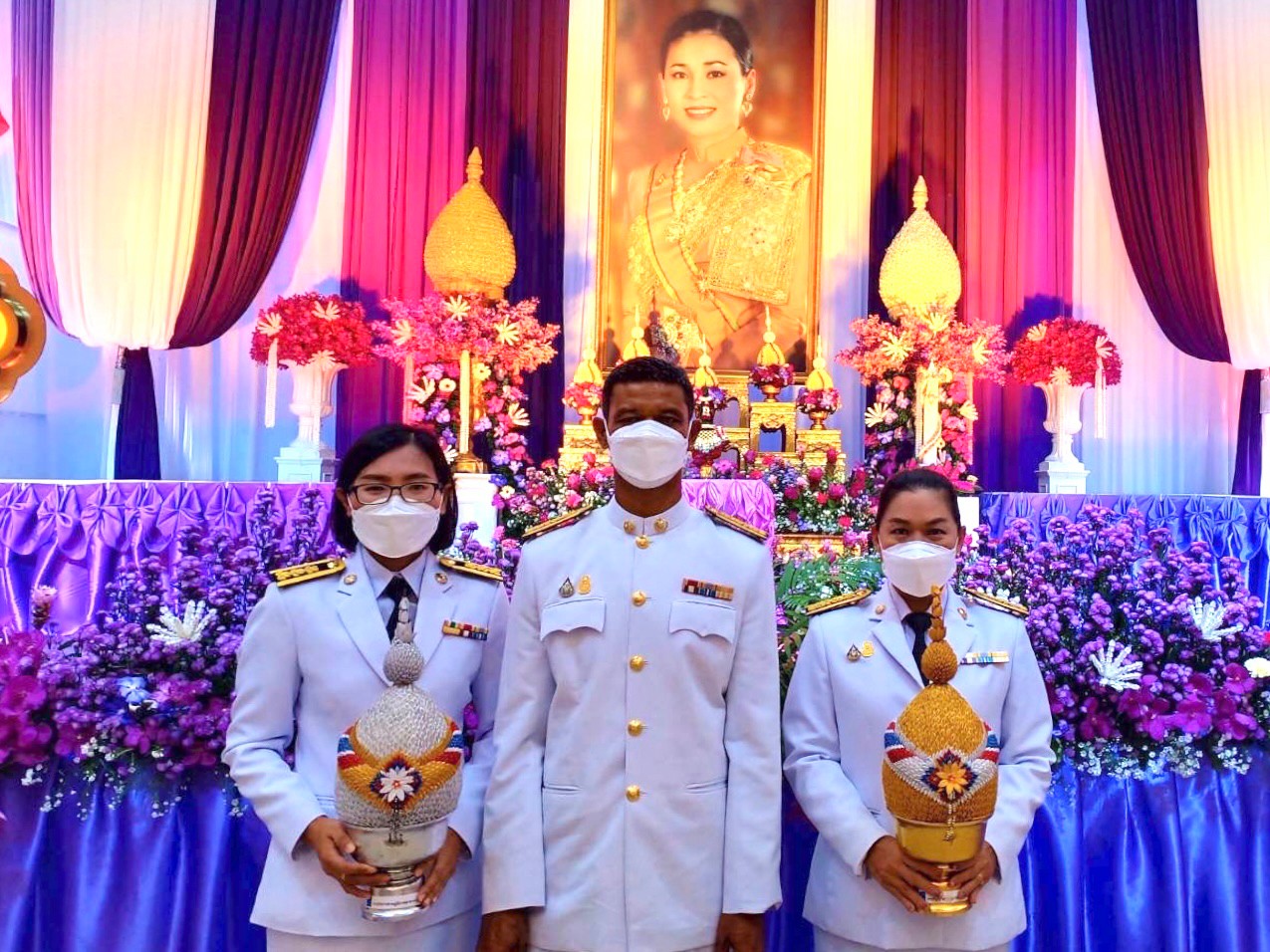 การประปาส่วนภูมิภาคสาขากระบี่ ร่วมพิธีพิธีถวายเครื่องราชสักการะ วางพานพุ่มและพิธีถวายพระพรชัยมงคล เนื่องในโอกาสวันเฉลิมพระชนมพรรษา สมเด็จพระนางเจ้าสุทิดา พัชรสุธาพิมลลักษณ พระบรมราชินี 3 มิถุนายน 2565