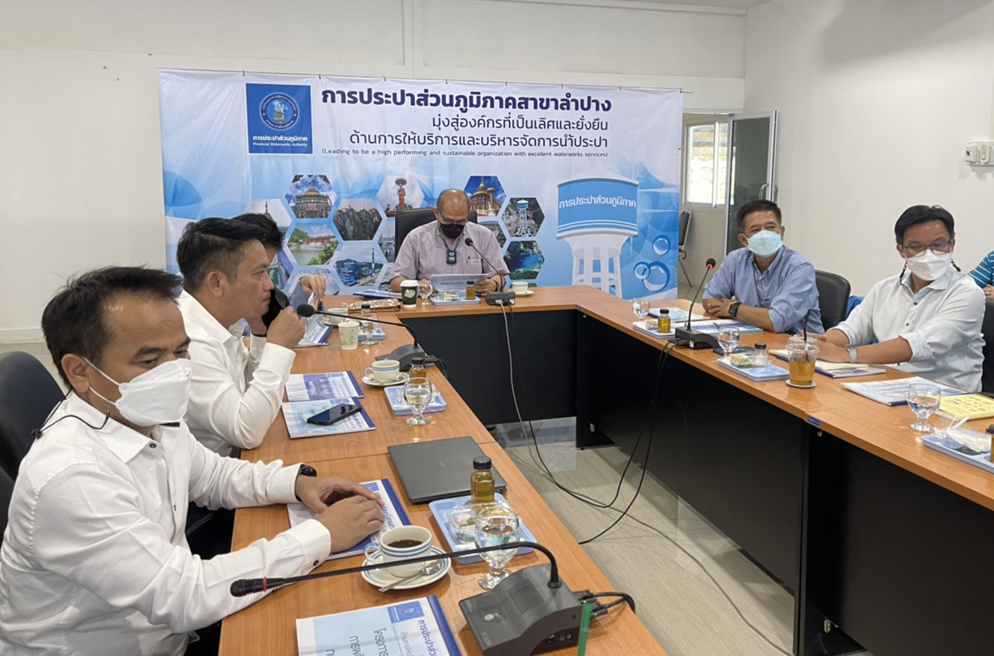 นายชโยดม กาญจโนมัย รองผู้ว่าการ(ปฏิบัติการ 1) เป็นประธานตรวจเยี่ยมโครงการเชื่อมโยงข้อมูลการผลิต-จ่ายน้ำประปาของ กปภ.สาขาลำปาง