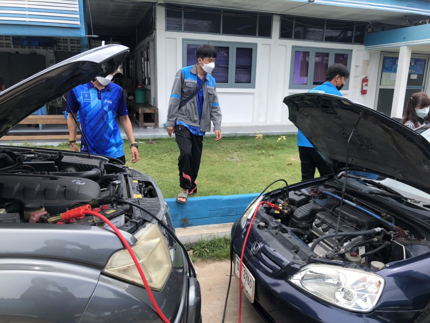 ซ่อมได้! รถสตาร์ทไม่ติด ชาว กปภ.สาขาพัทยา (พ) ก็ซ่อมให้...