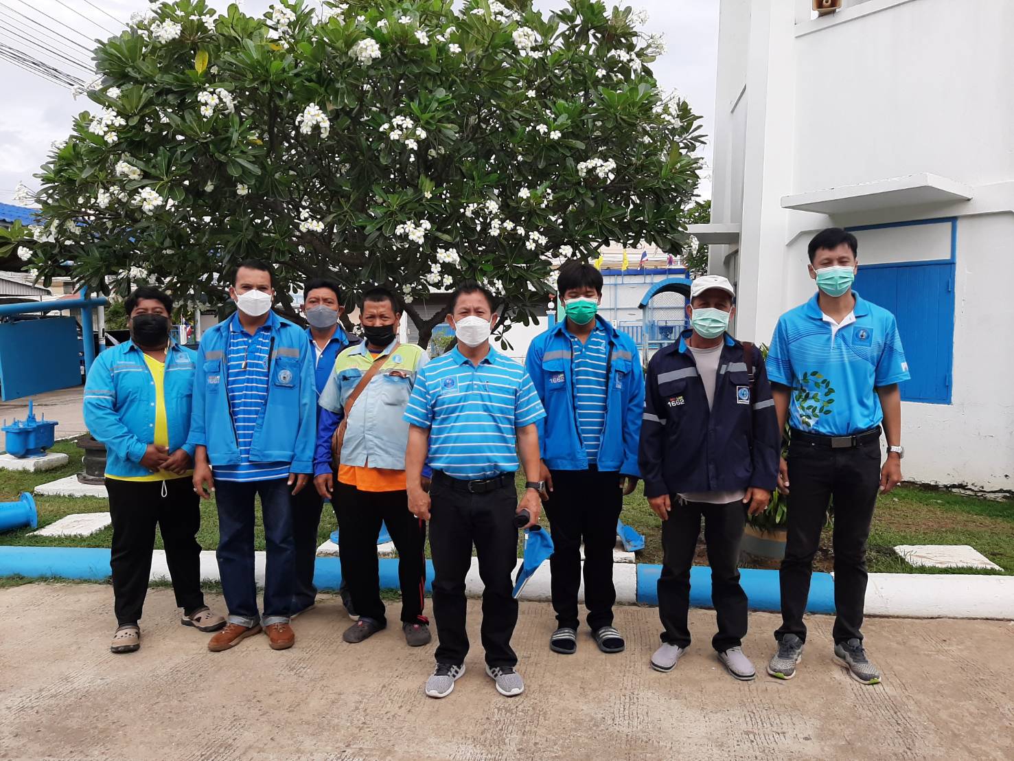 กปภ.สาขาปราณบุรี ลงพื้นที่ออกหาท่อแตก-ท่อรั่ว เชิงรุก (Active Leak Control) ตรวจสอบปัญหาน้ำไหลอ่อน พร้อมแก้ไขทันที ตามแผนลดน้ำสูญเสีย บริเวณ หมู่บ้านนาห้วย ตำบลปราณบุรี หมู่บ้านเบญจพาส ตำบลวังก์พง อำเภอปราณบุรี จังหวัดประจวบฯ