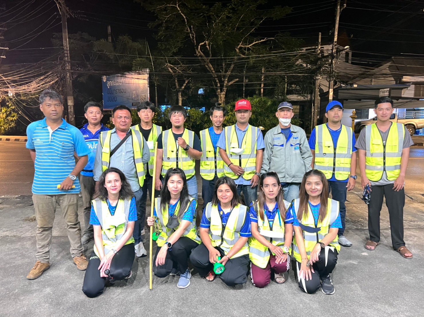 กปภ.สาขาเกาะสมุย เร่งระดมทีมค้นหาท่อแตกท่อรั่วและตรวจสอบแรงดันน้ำเพื่อลดน้ำสูญเสียในเชิงรุก