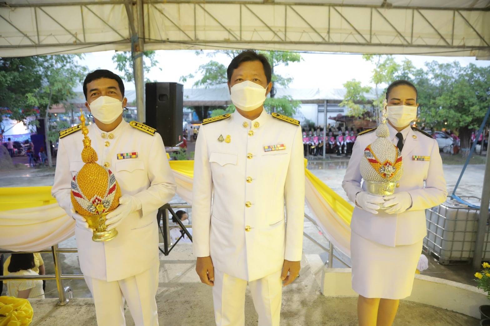 การประปาส่วนภูมิภาคสาขาทุ่งสง ร่วมกิจกรรมพิธีถวายเครื่องราชสักการะ ถวายพานพุ่ม และจุดเทียนถวายพระพรชัยมงคลเนื่องในโอกาสวันเฉลิมพระชนมพรรษาพระบาทสมเด็จพระเจ้าอยู่หัว