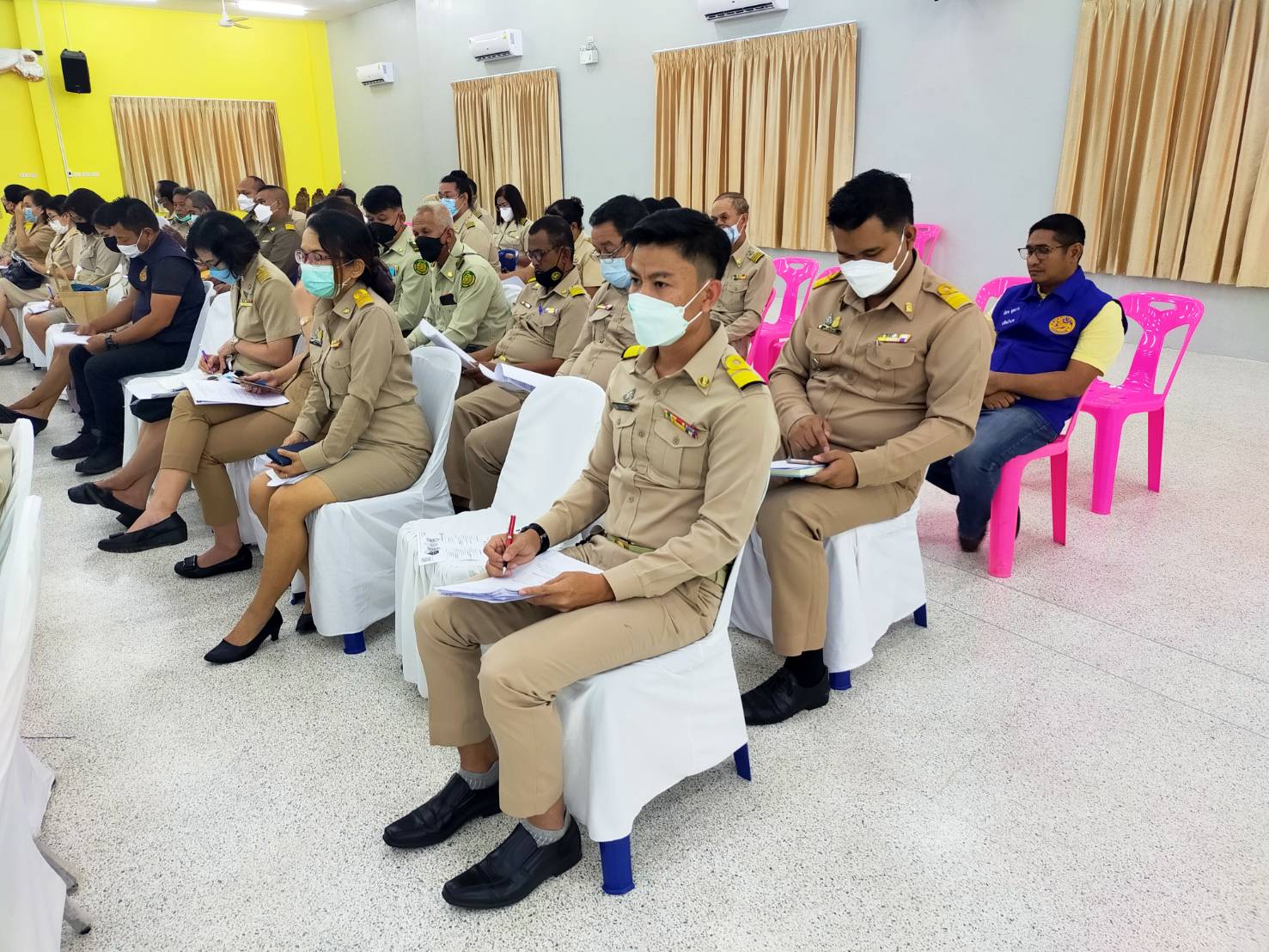 กปภ.สาขาภูเก็ต เข้าร่วมประชุมเชิงบูรณาการหัวหน้าส่วนราชการ หัวหน้าหน่วยงานรัฐวิสาหกิจ ผู้บริหารองค์กรปกครองส่วนท้องถิ่น กำนัน ผู้ใหญ่บ้าน แพทย์ประจำตำบลและสารวัตรกำนัน ตำบลกมลาทุกหมู่บ้าน และคณะกรรมการบริหารงานอำเภอกะทู้ (ก.บ.อ.กะทู้)