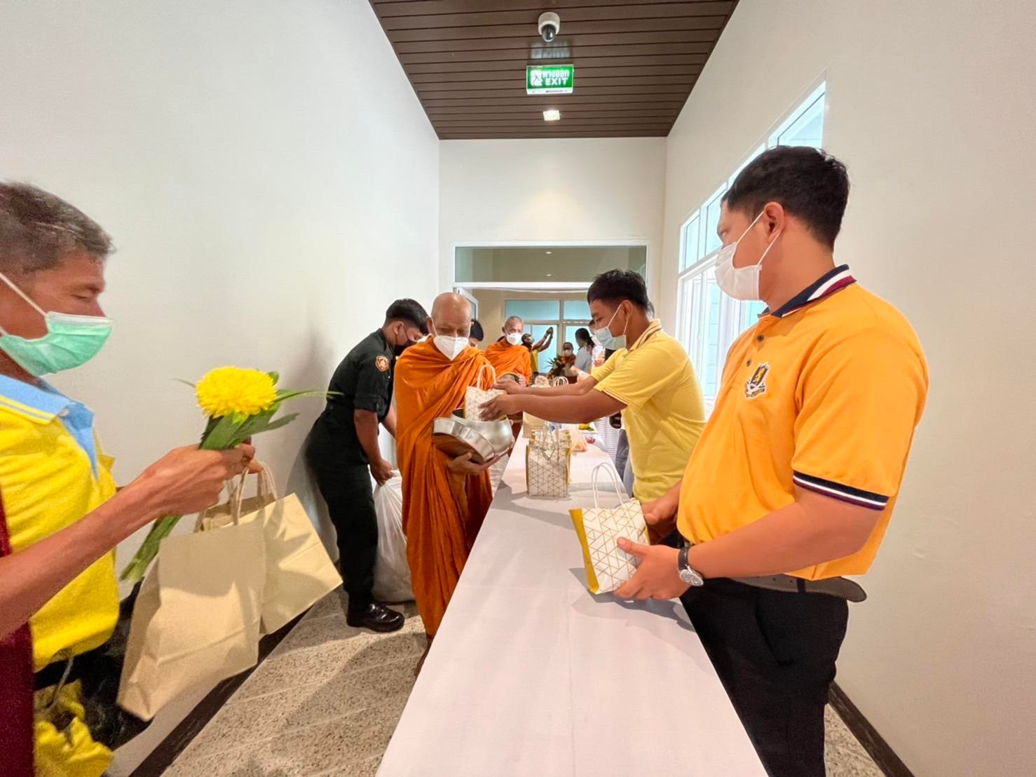 การประปาส่วนภูมิภาคสาขาพังงา ร่วมกิจกรรมเฉลิมพระเกียรติพระบาทสมเด็จพระเจ้าอยู่หัว เนื่องในโอกาสวันเฉลิมพระชนมพรรษา วันที่ 28 กรกฎาคม 2565