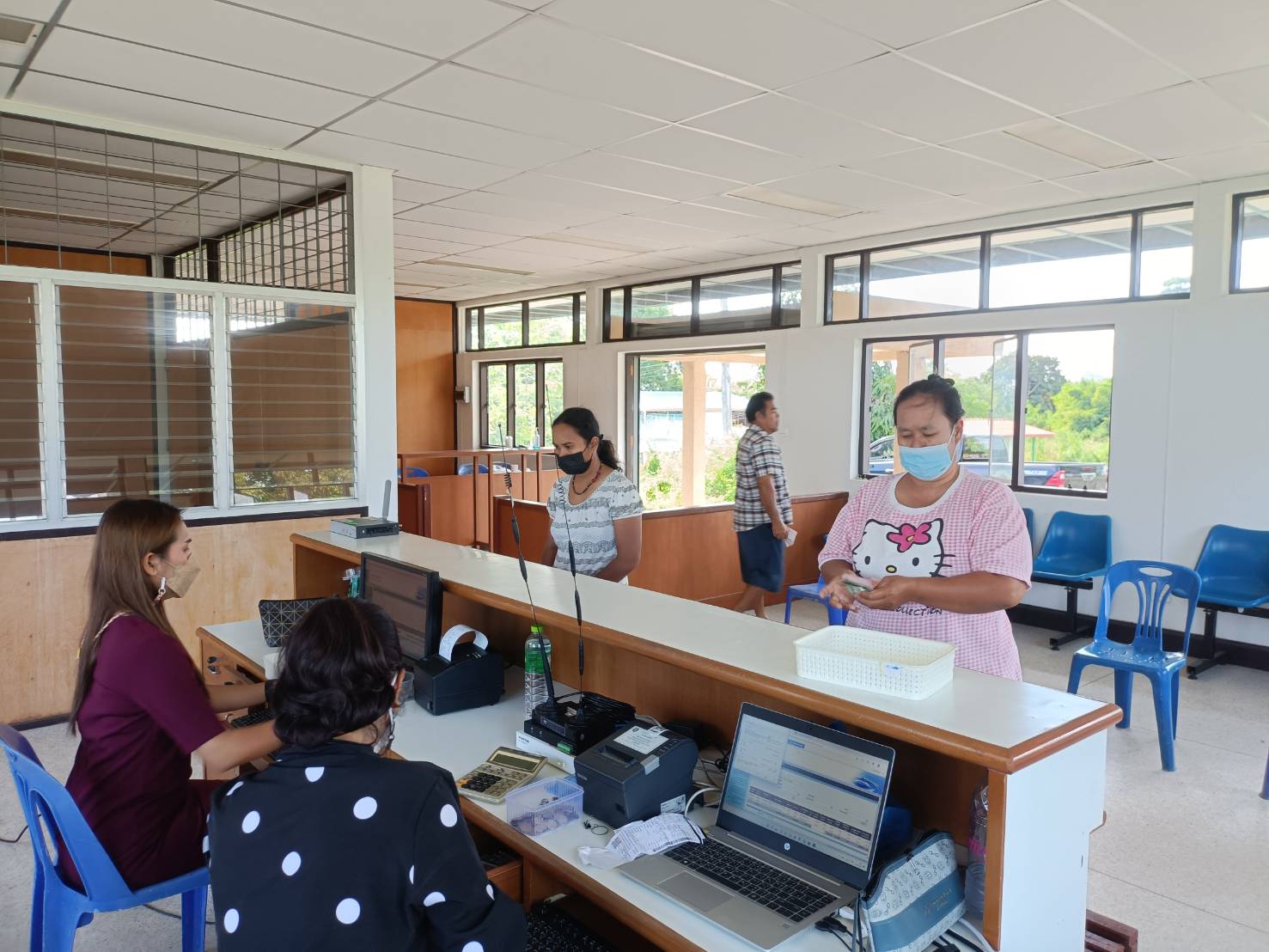 การประปาส่วนภูมิภาคสาขากาญจนดิษฐ์ ออกรับชำระค่าน้ำประปานอกสถานที่ ณ สำนักงานดอนสัก เขตจำหน่ายน้ำดอนสัก ถึงเวลา เรามีนัด ทุกวันพุธ