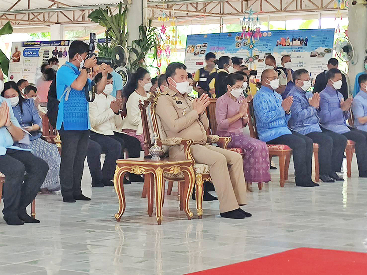 กปภ.สาขาอุบลราชธานี ร่วมทอดผ้าป่าสามัคคี ณ ศูนย์พุทธธรรมสมเด็จพระมหาธีราจารย์ ป่าดงใหญ่วังอ้อ จ.อุบลราชธานี