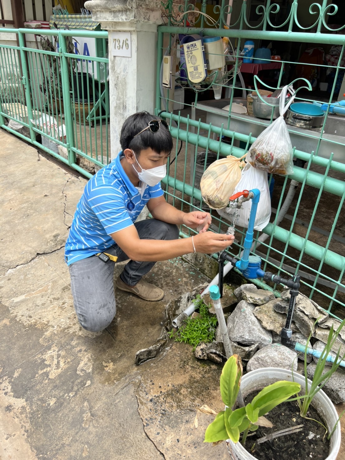กปภ.สาขามหาสารคาม ตรวจสอบและเฝ้าระวังคุณภาพน้ำในระบบจำหน่ายตามโครงการน้ำประปาดื่มได้