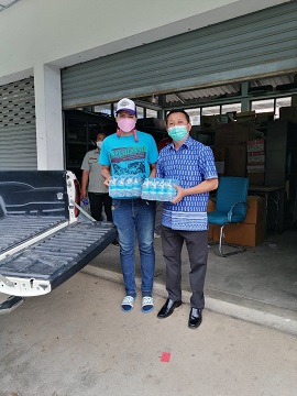 การประปาส่วนภูมิภาคสาขาพยุหะคีรี มอบน้ำดื่มบรรจุขวดให้แก่ หมวดทางหลวงพยุหะคีรี