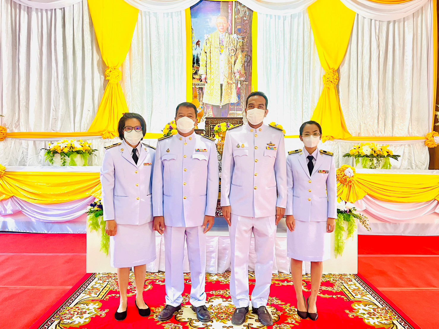 กปภ.สาขาท่ามะกา เข้าร่วมพิธีทำบุญตักบาตรถวายเป็นพระราชกุศล เนื่องในวันคล้ายวันสวรรคต ในหลวง ร. 9 13 ตุลาคม 2565