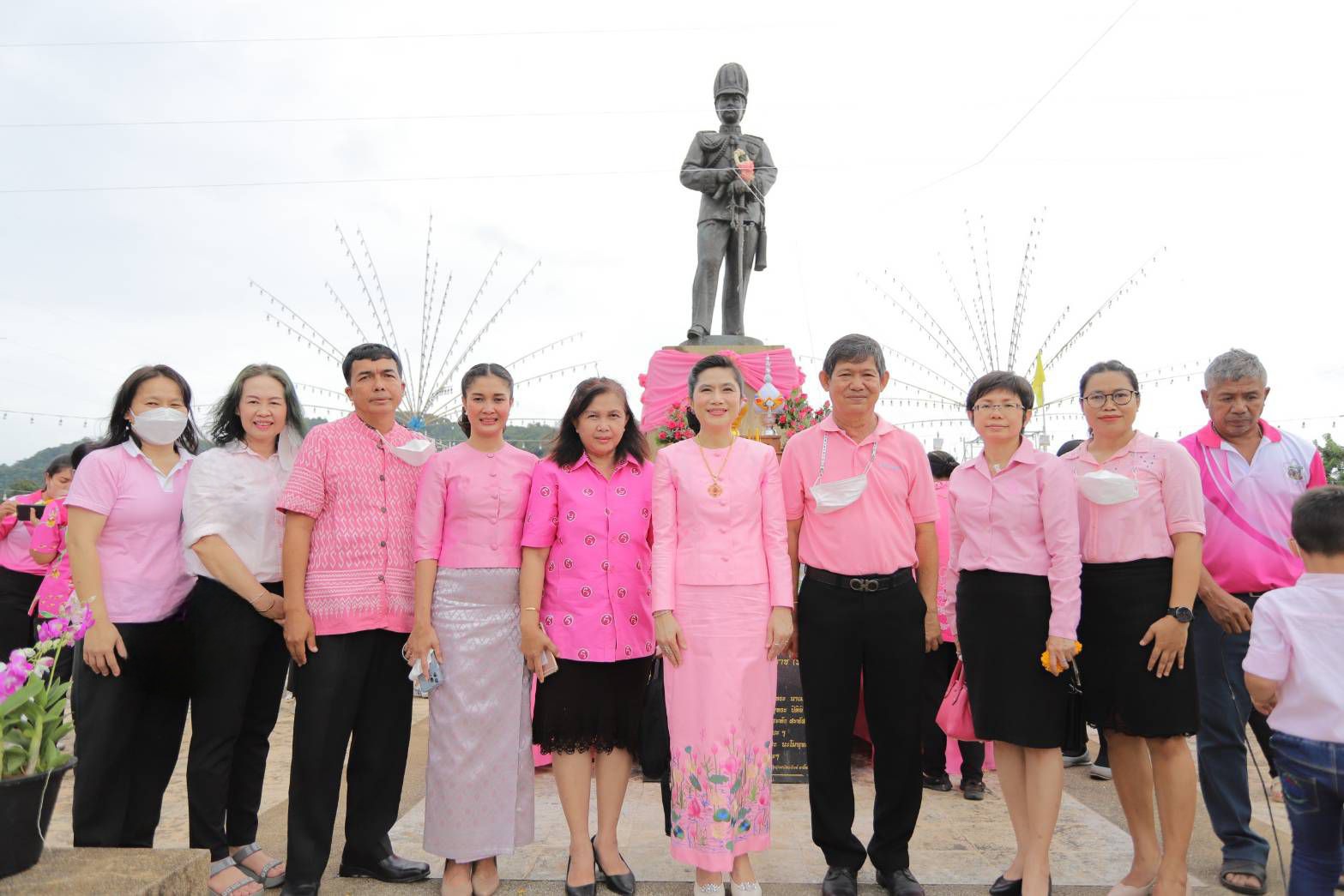 การประปาส่วนภูมิภาคสาขาทุ่งสง ร่วมพิธีบวงสรวงพระบรมราชานุสาวรีย์ พระบาทสมเด็จพระจุลจอมเกล้าเจ้าอยู่หัว (สมเด็จพระปิยะมหาราช)