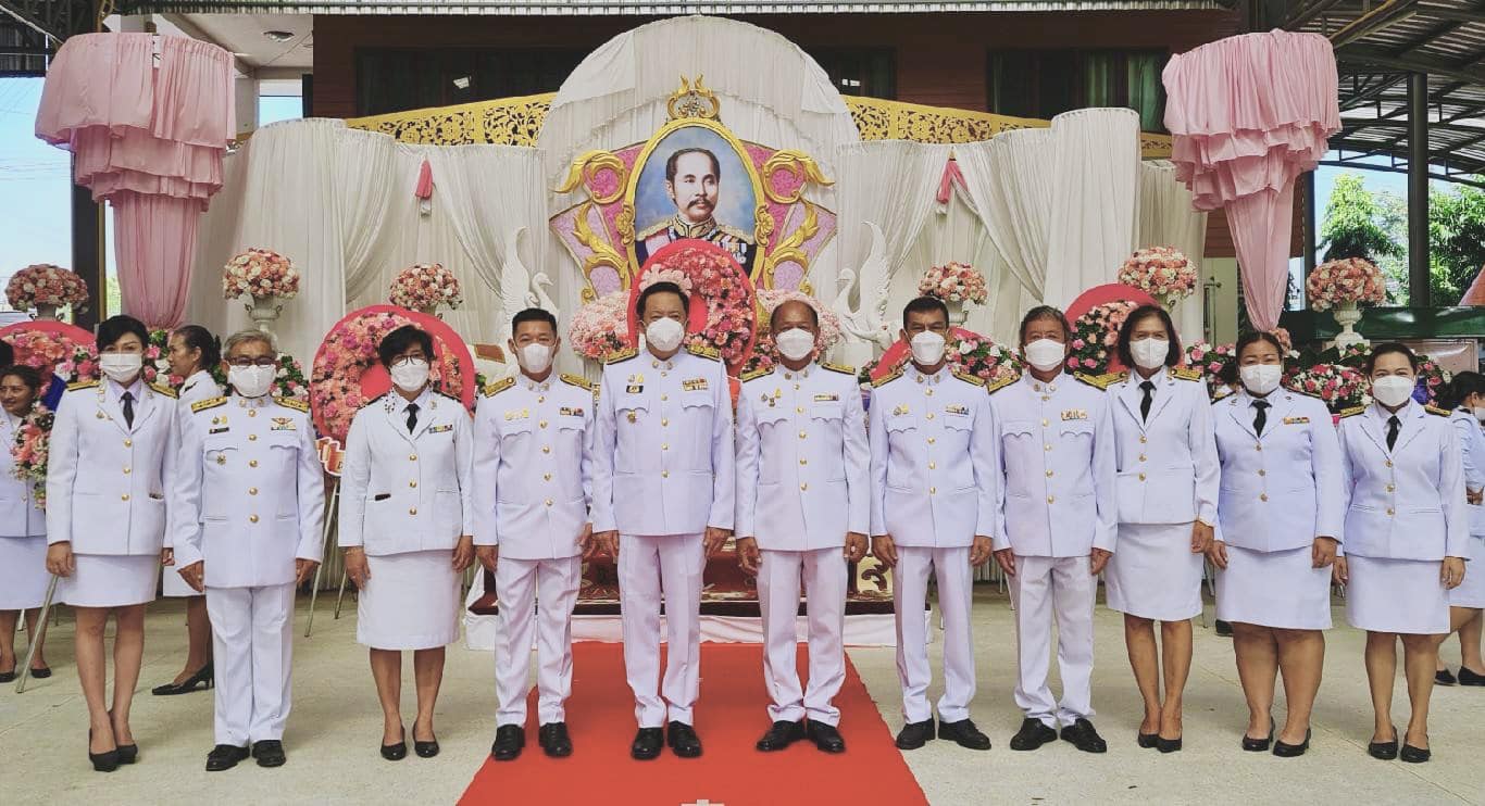 การประปาส่วนภูมิภาคสาขาขลุง เข้าร่วม กิจกรรมน้อมรำลึก เนื่องในวันคล้ายวันสวรรคตพระบาทสมเด็จพระจุลจอมเกล้าเจ้าอยู่หัว