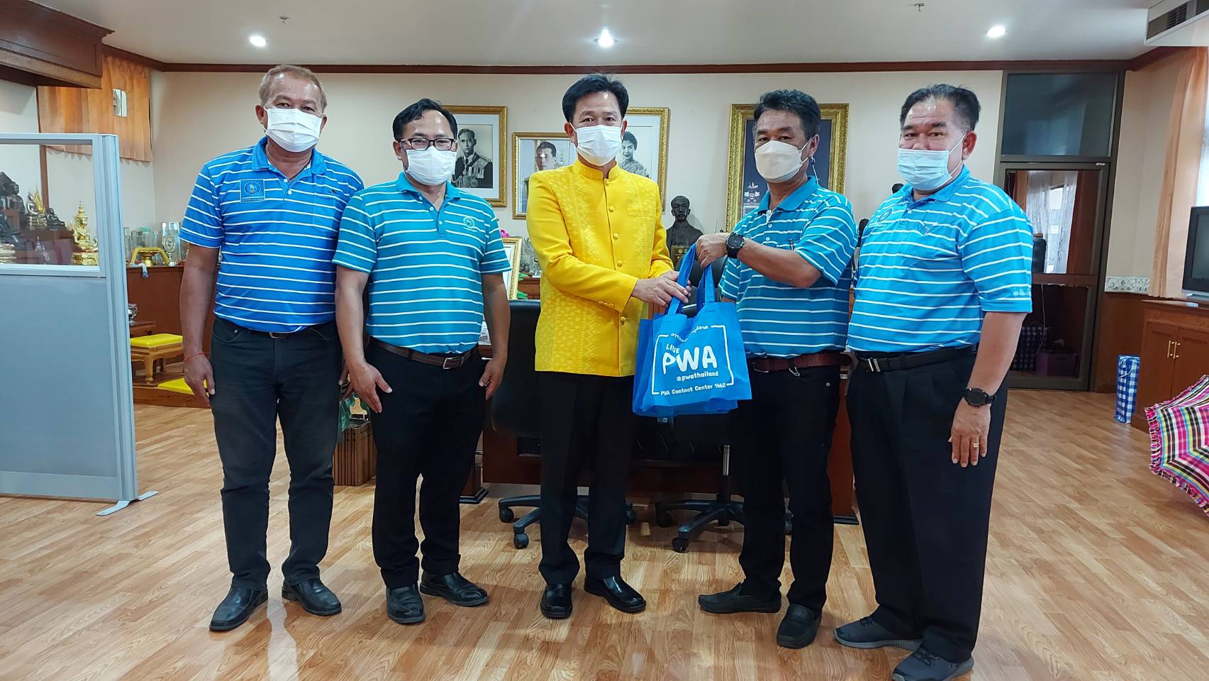 กปภ.สาขามหาสารคาม นำ ผู้จัดการ กปภ.สาขาพยัคฆภูมิพสัย,ผู้ช่วยผู้จัดการ กปภ.สาขามหาสารคาม และหัวหน้างานบริการฯ กปภ.สาขาพยัคฆภูมิพิสัย เข้ารายงานตัวกับ ผู้ว่าราชการจังหวัดมหาสารคาม เนื่องในโอกาสเข้ารับตำแหน่งใหม่