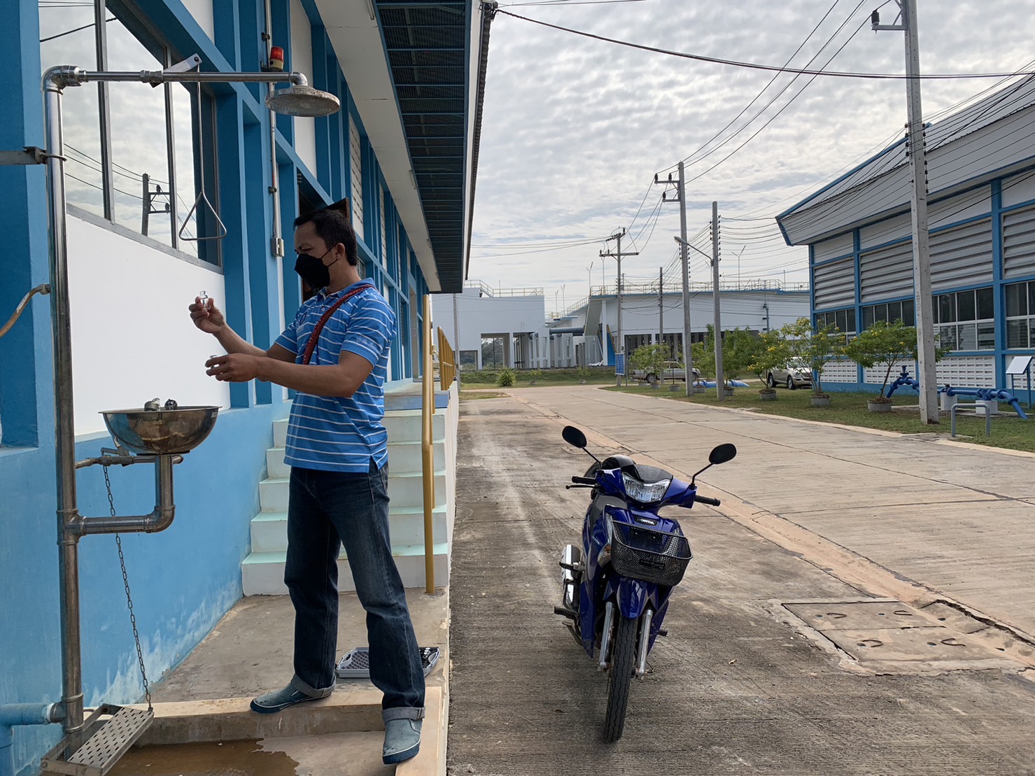กปภ.สาขามหาสารคาม ตรวจสอบและเฝ้าระวังคุณภาพน้ำในระบบจำหน่ายตามโครงการน้ำประปาดื่มได้