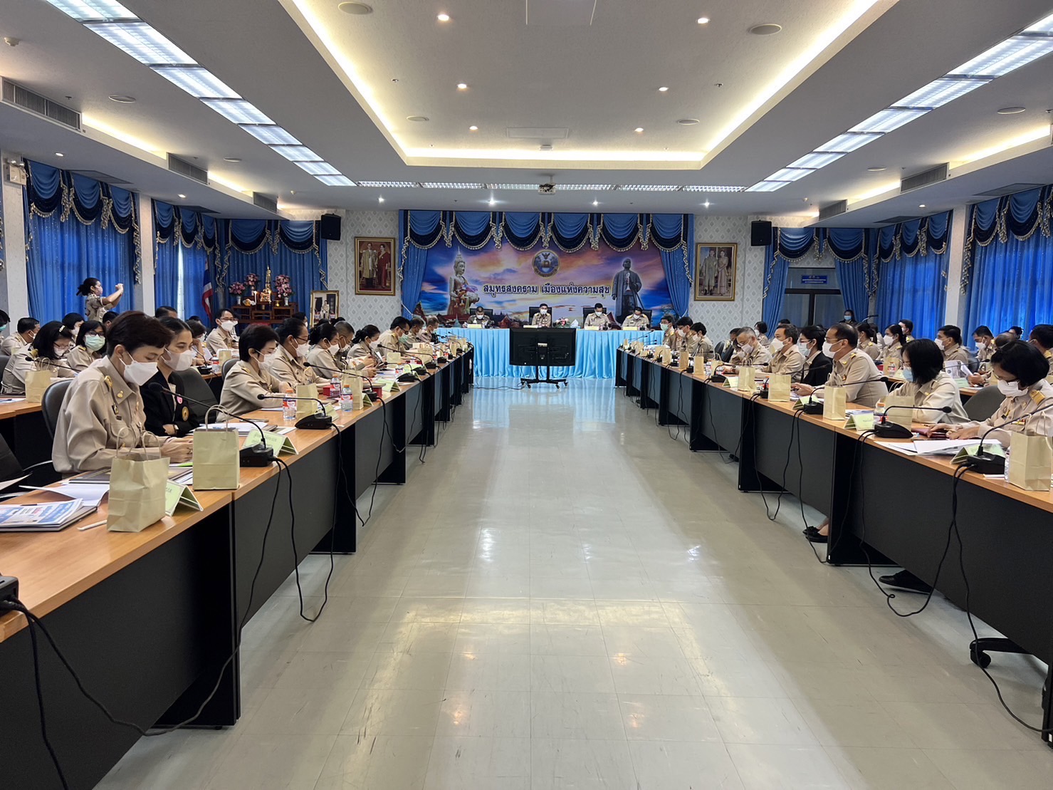 กปภ.สาขาสมุทรสงคราม ร่วมประชุมคณะกรมการจังหวัดและหัวหน้าส่วนราชการจังหวัดสมุทรสงคราม ประจำเดือน พฤศจิกายน 2565