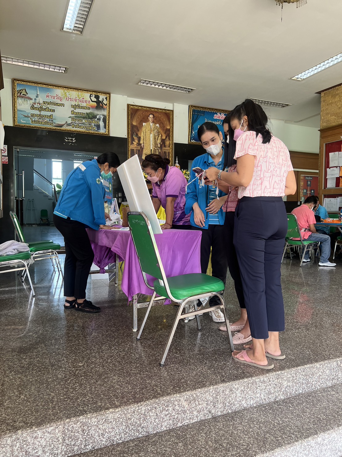 การประปาส่วนภูมิสาขาจันดี จัดกิจกรรมประชาสัมพันธ์เชิงรุกเชิญชวนลูกค้ากปภ. ใช้บริการผ่านช่องทางออนไลน์(ไลน์แอด@Pwathailand)