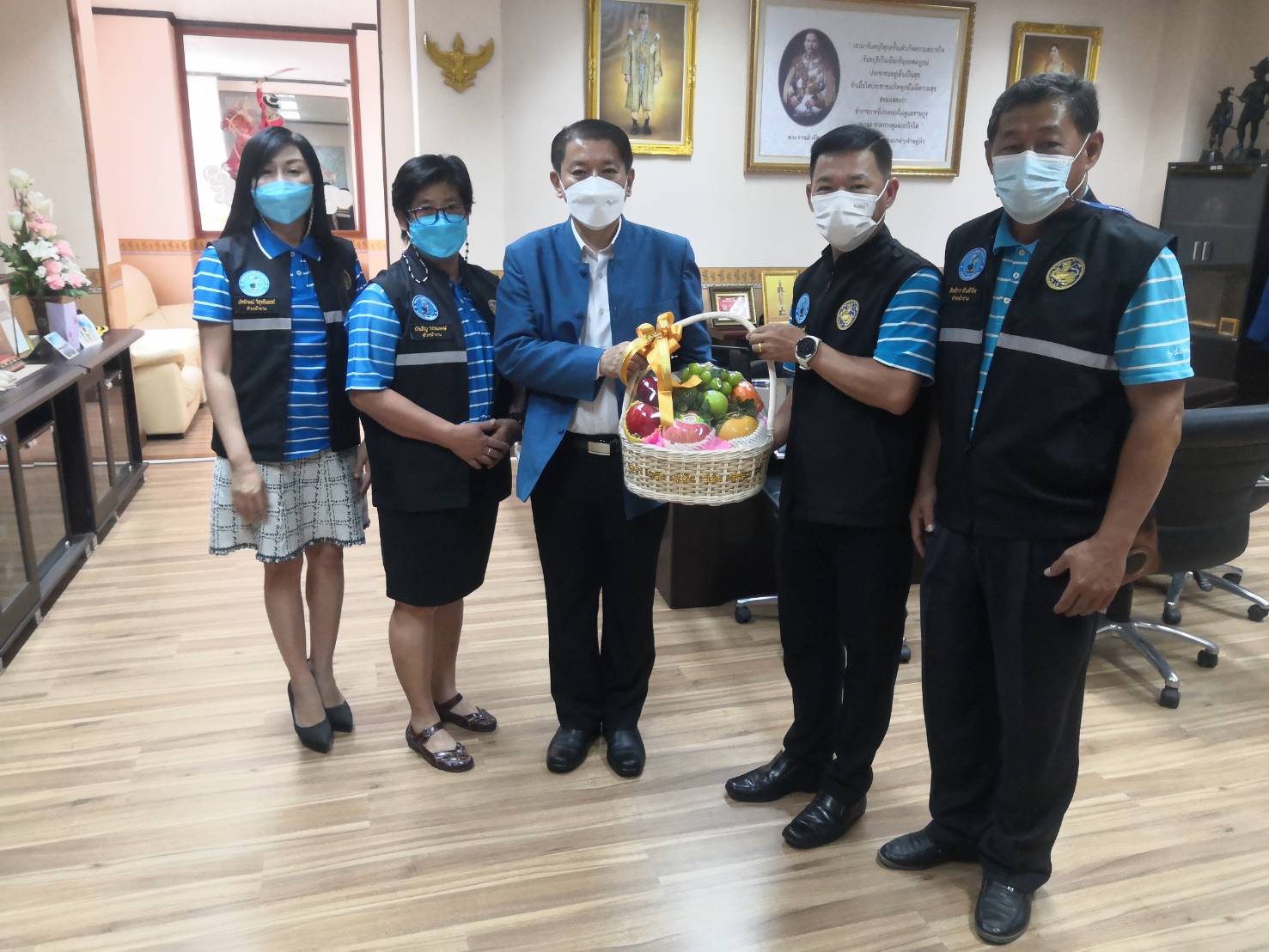การประปาส่วนภูมิภาคสาขาขลุง เข้าสวัสดีปีใหม่ ผู้ว่าราชการจังหวัดจันทบุรี รองผู้ว่าราชการจังหวัด นายอำเภอขลุง นายอำเภอแหลมสิงห์ กรมชลประทานจันทบุรี และองค์การปกครองส่วนท้องถิ่นต่างๆ