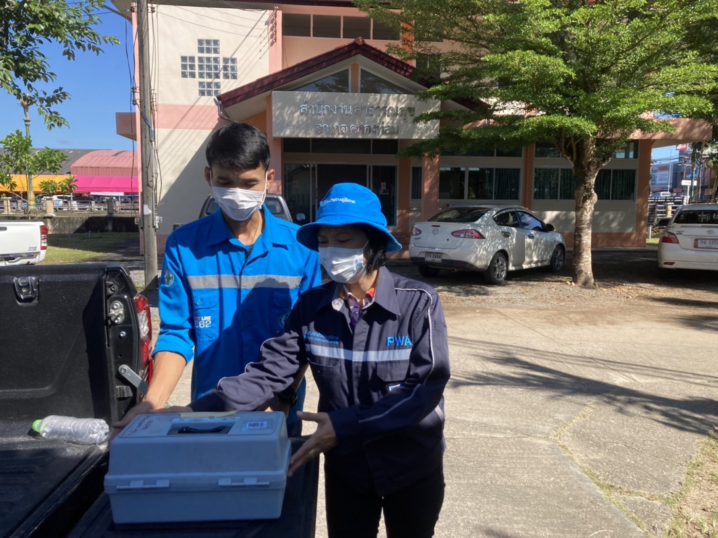 การประปาส่วนภูมิภาคสาขาคลองท่อม ตรวจสอบคุณภาพน้ำ ณ สำนักงานสาธารณสุข อำเภอคลองท่อม