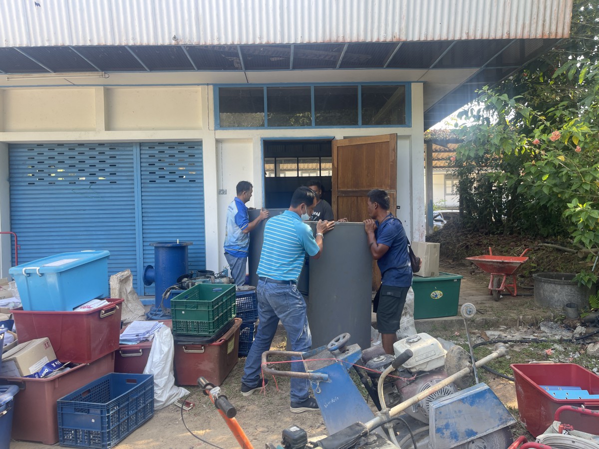 การประปาส่วนภูมิภาคสาขาตะกั่วป่า ร่วมดำเนินกิจกรรม "Big Cleaning Day" ปรับปรุงภูมิทัศน์ รักษาความสะอาด