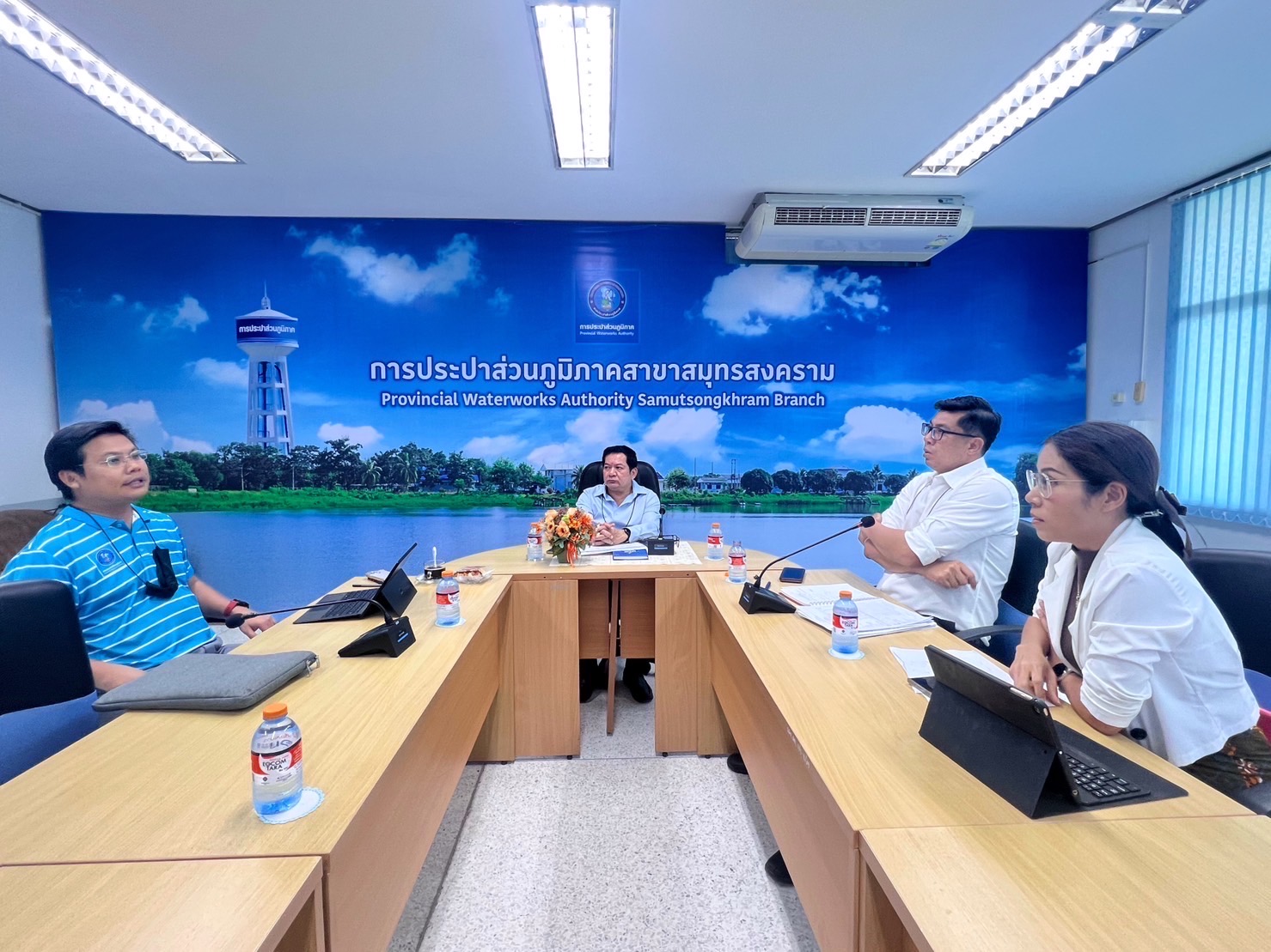 กปภ.สาขาสมุทรสงคราม ประชุมร่วมกับ กองระบบจำหน่าย กปภ.ข.3 และ กปภ.สาขาราชบุรี หารือแนวทางการลดน้ำสูญเสียแบบบูรณาการ