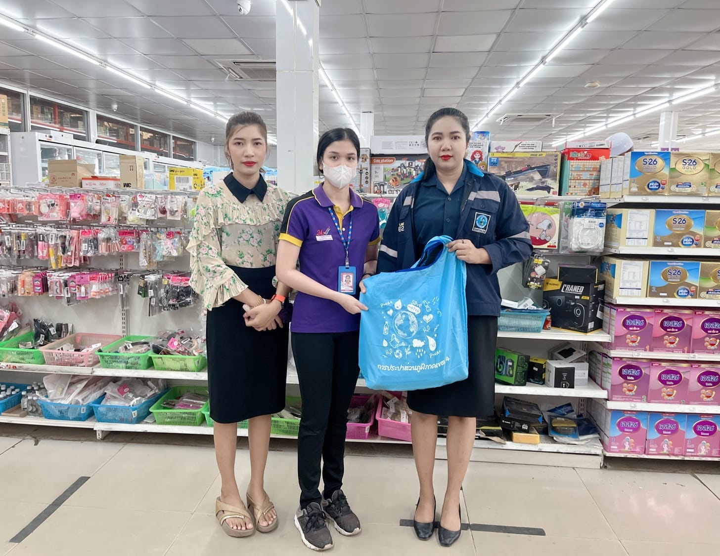 การประปาส่วนภูมิภาคสาขาอ่าวลึก ลงพื้นที่พบผู้ใช้น้ำรายใหญ่ ภายใต้โครงการ "มุ่งมั่นเพื่อปวงชน เติมใจให้กัน" ครั้งที่ 6/2566