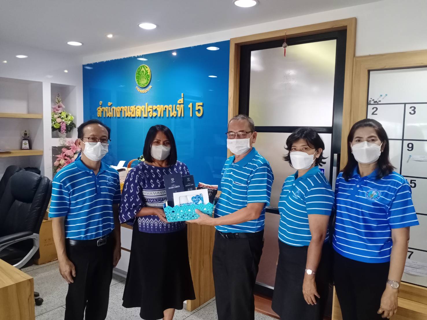 กปภ.สาขาปากพนัง ลงพื้นที่พบผู้ใช้น้ำรายใหญ่ "ภายใต้กิจกรรมมุ่งมั่นเพื่อปวงชน เติมใจให้กัน" ครั้งที่ 3/2566