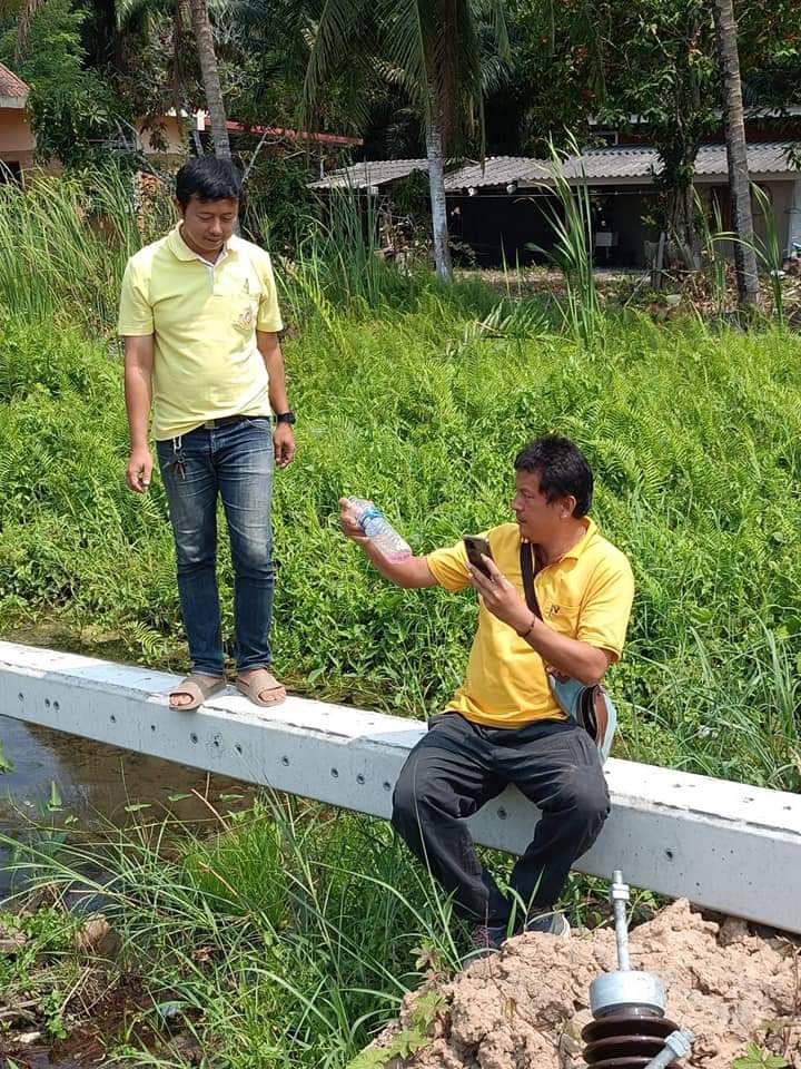 การประปาส่วนภูมิภาคสาขากาญจนดิษฐ์ ลงพื้นที่สำรวจ หาท่อแตกท่อรั่วท่อส่งน้ำขนาด 700 มิลลิเมตร ตั้งแต่สถานีจ่ายน้ำพลายวาส ไปยังสามแยกบ้านใน สถานีผลิตน้ำบ้านใน