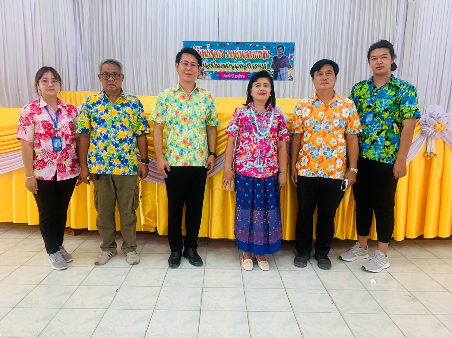 กปภ.สาขาตะพานหิน ร่วมพิธีรดน้ำขอพร นายอำเภอตะพานหินเนื่องในเทศกาลสงกรานต์ ประจำปี 2566