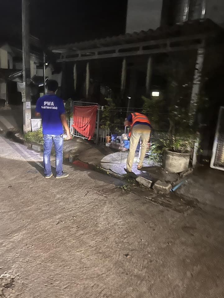 กปภ.สาขากำแพงเพชร รวมทีมบริการ สำรวจหาท่อแตกรั่ว หวัง !! ทุกพื้นที่แรงดันดี